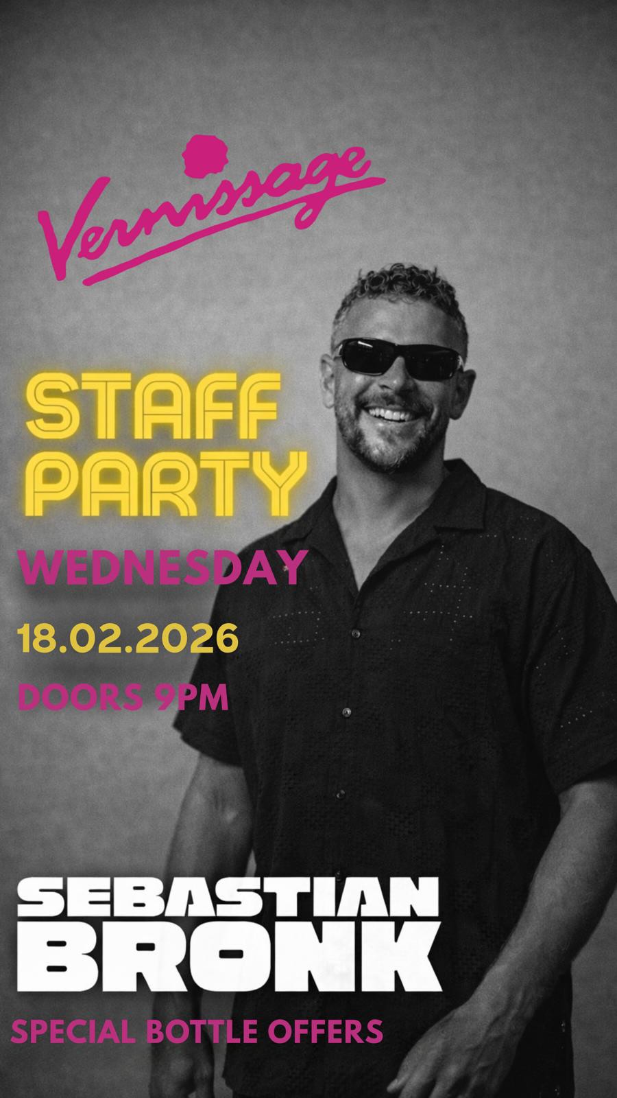 be ready for our next STAFF PARTY with @sebastianbronk 🔥🎧
#vernissagezürs #zürsamarlberg #arlberg #lechamarlberg #sebastianbronk