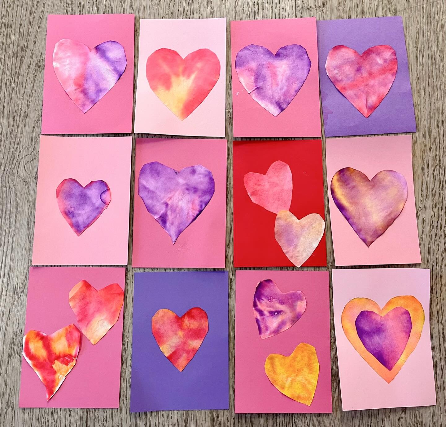 Ihanaa ystävänpäivää Pikkulukkarista!🥰
💕Minun ystäväni on kuin villasukka, joka talvella lämmittää…. 🎶
Kuvatunnelmia pikkulukkarin ystävänpäivän vietosta💗
#ystävänpäivä #päiväkoti #tuusula #varhaiskasvatus #montessori
