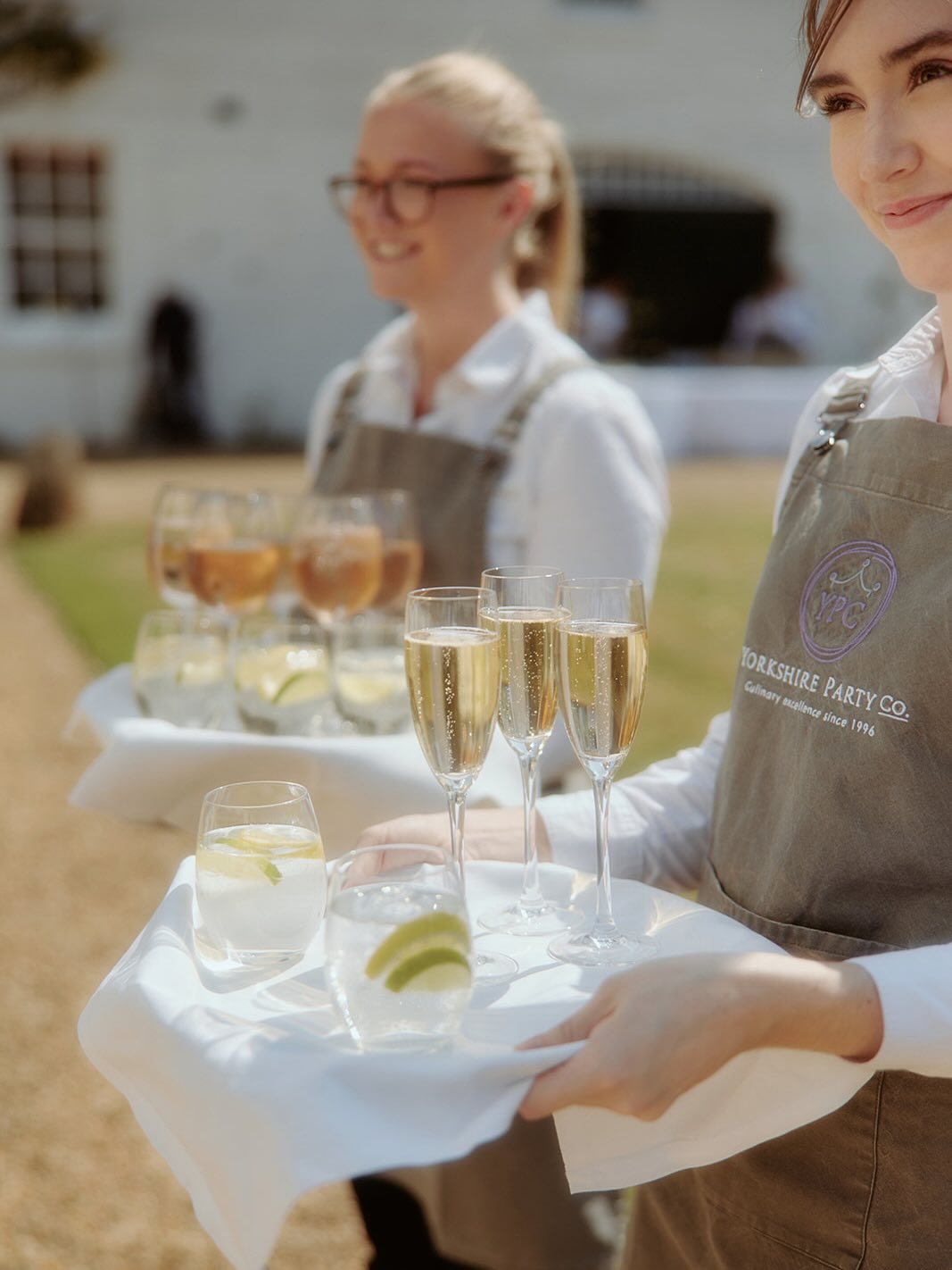🌟 E & M 🌟
#eventcatering #wedding #summer #weddingcaterer #foodie
Photographer - @millarcolephotography
Caterer - @yorkshireparty
Planner - @apolloeventconsultants
Marquee - @sailtentcompany
Bar - @fusioneventhospitality