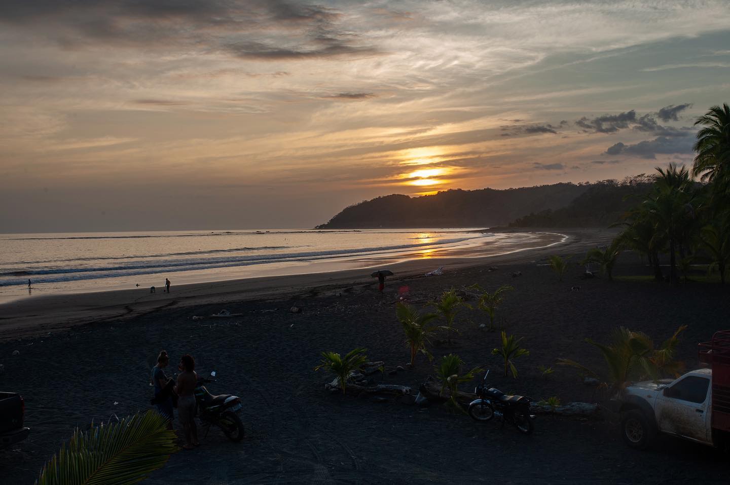 Playa Cambutal en Verano ❤️
Photo: @surf.stash
#cambutal #visitpanama #azuero #tonosi #sunset