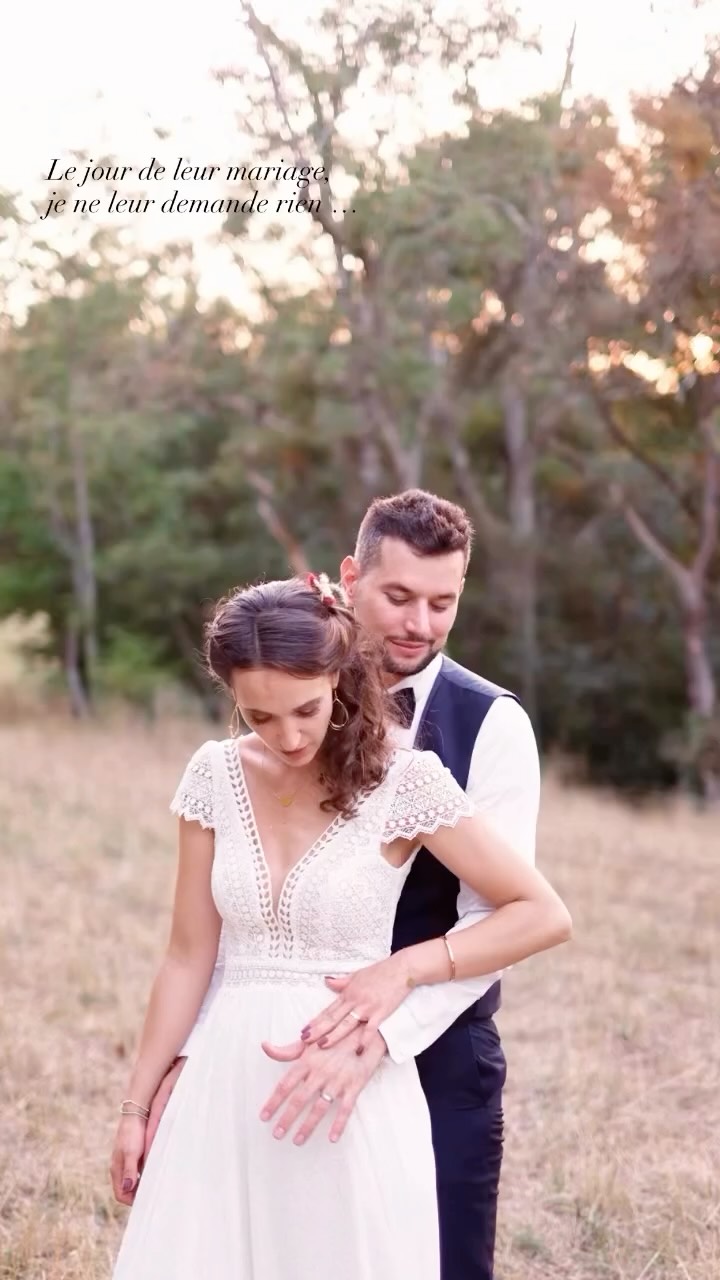Je ne fais pas poser.
Je n’interromps pas.
Je laisse les choses arriver…
#photographemariage
#photographeargentique
#weddingphotographer
#filmweddingphotographer
#mariage2026