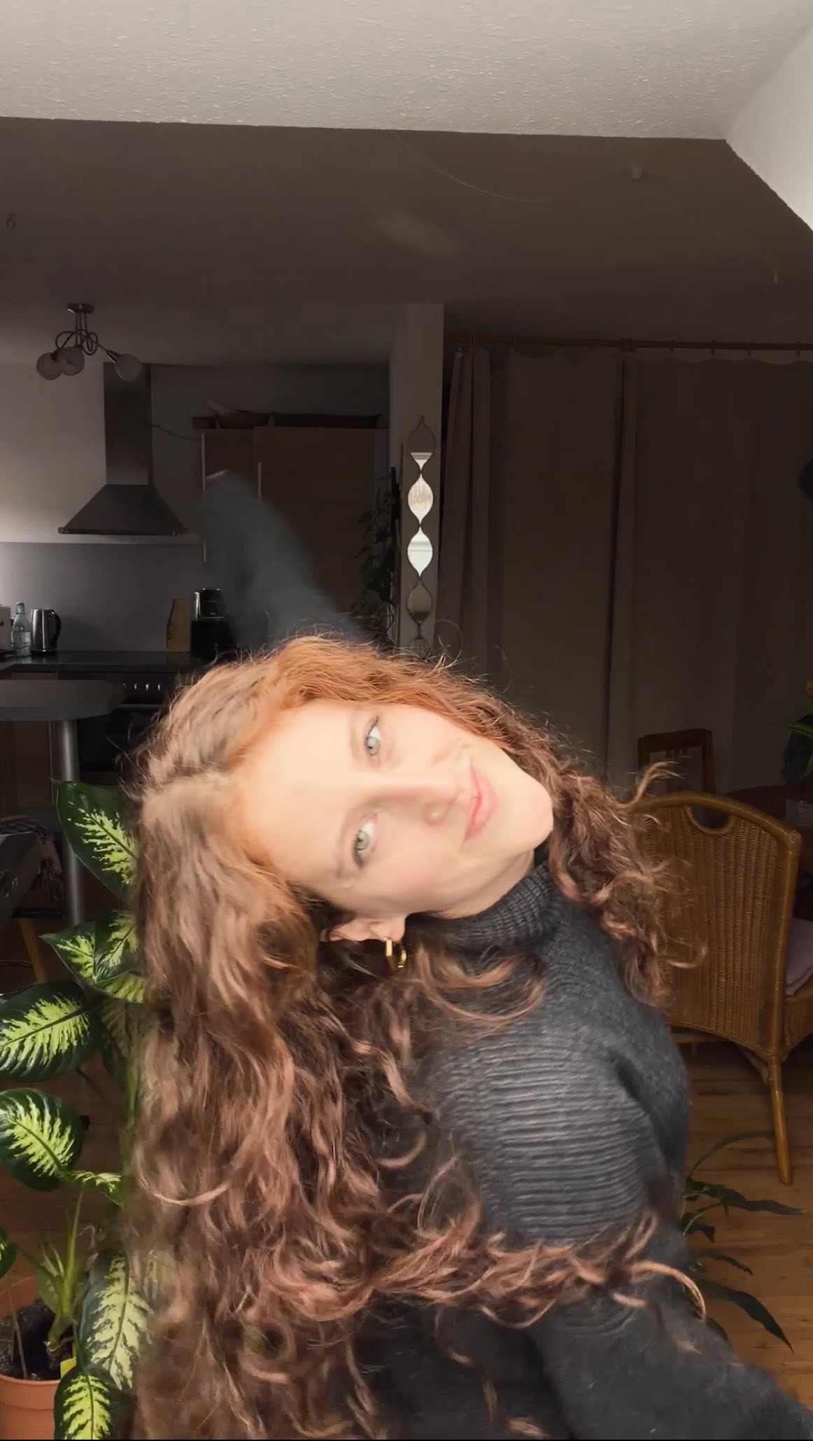 Wie würde sich eigentlich Caribbean Blue von @official_enya als Akustik Version anhören?
Ich bin mit Enyas Musik groß geworden und bis heute meinen Eltern dafür dankbar. Die Musik von der Irischen Künstlerin ist so berührend. 🤍
Livemusik
Coversong
Gitarrencover