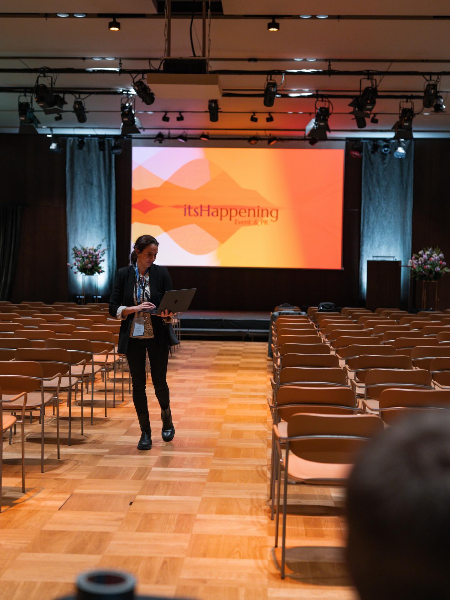 Fra start til stående applaus👏
Vi leverer hele reisen.