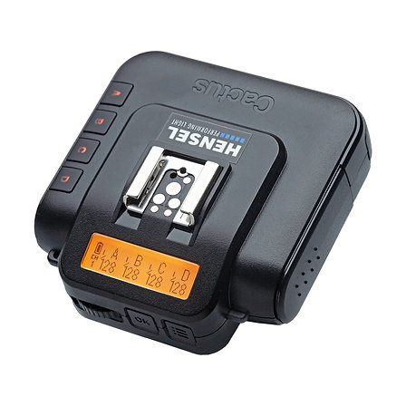 Cactus V6 Hensel Certo Tetikleyici ⚡️
Hensel Certo üniteleriyle tam uyumlu bir çalışma disiplini sunan Cactus V6 alıcı-verici, kablosuz tetikleme ve güç kontrolü süreçlerini tek bir merkezde birleştirerek Flaşçı’da yerini alıyor. Stüdyo içerisinde hareket özgürlüğünü artıran bu cihaz, çekim sırasında paraflaşların yanına gitmenize gerek kalmadan, doğrudan kameranızın üzerinden ışık gücünü hassas bir şekilde yönetmenize olanak tanır.
Hızlı senkronizasyon ve kararlı sinyal iletimi sayesinde en kritik çekim anlarında dahi kesintisiz bir performans sunan Cactus V6, sezgisel arayüzü ile kurulum süreçlerini minimize eder. 📸 Işık setinizdeki farklı grupları ayrı ayrı kontrol etme yeteneği, karmaşık aydınlatma senaryolarında dahi tam operasyonel hakimiyet sağlar. Dayanıklı yapısı ve düşük enerji tüketimi ile uzun süreli çekim seansları için optimize edilen bu tetikleyici, teknik hassasiyeti ve kullanım kolaylığını bir araya getirerek iş akışınızı profesyonel bir standartta sürdürmenize yardımcı olur.
Stüdyonuzdaki ışık yönetimini daha esnek ve verimli hale getirmek için ihtiyacınız olan bu çözüm, Flaşçı güvencesiyle stoklarda.
Teknik detayları incelemek ve sipariş oluşturmak için: 👉
https://www.flasci.com/product-page/cactus-alici-verici-v6-hensel-certo-tetikleyici
#Flaşçı #CactusV6 #HenselCerto #KablosuzTetikleyici #StüdyoIşığı #ProfesyonelFotoğrafçılık #PhotographyGear #StudioLighting #IşıkKontrolü #ParaflaşTetikleyici #FotoğrafEkipmanları #WirelessTrigger