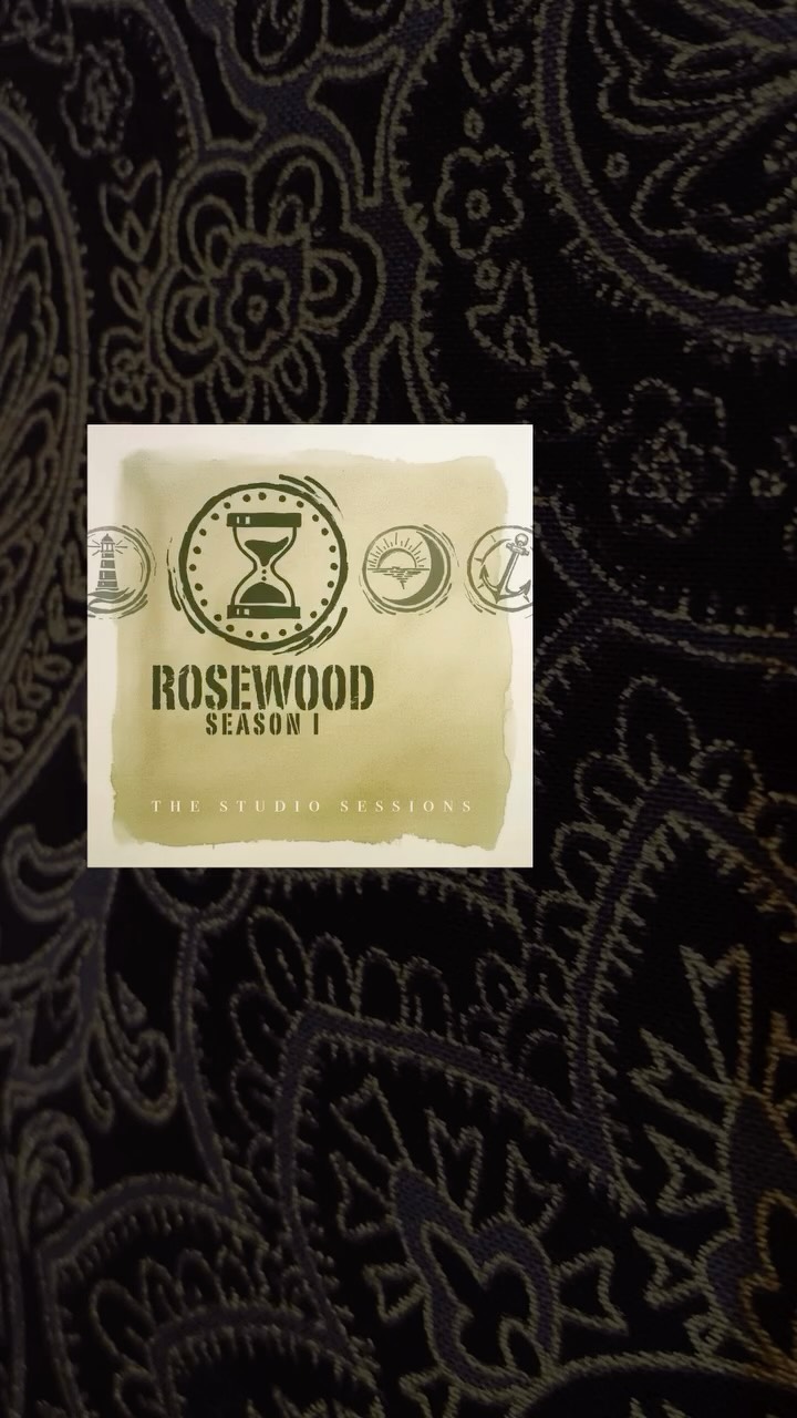 ☝🏻EP RELEASE ☝🏻
„Season I - The Studio Sessions“ wird diesen Freitag, 20.2.26 veröffentlicht
🎨 Cover: @southmarianophotography
#lifeisgoodwithrosewood #swissmusic #musicfromswitzerland #americana #newmusic