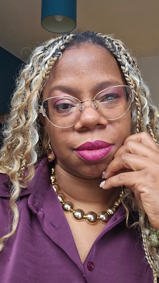 WHO IS SPEAKING AT THE EXCEL CENTRE ON 30TH MARCH ON FOOD AND MOOD ME ME ME
https://www.excel.london/whats-on/ife-2026