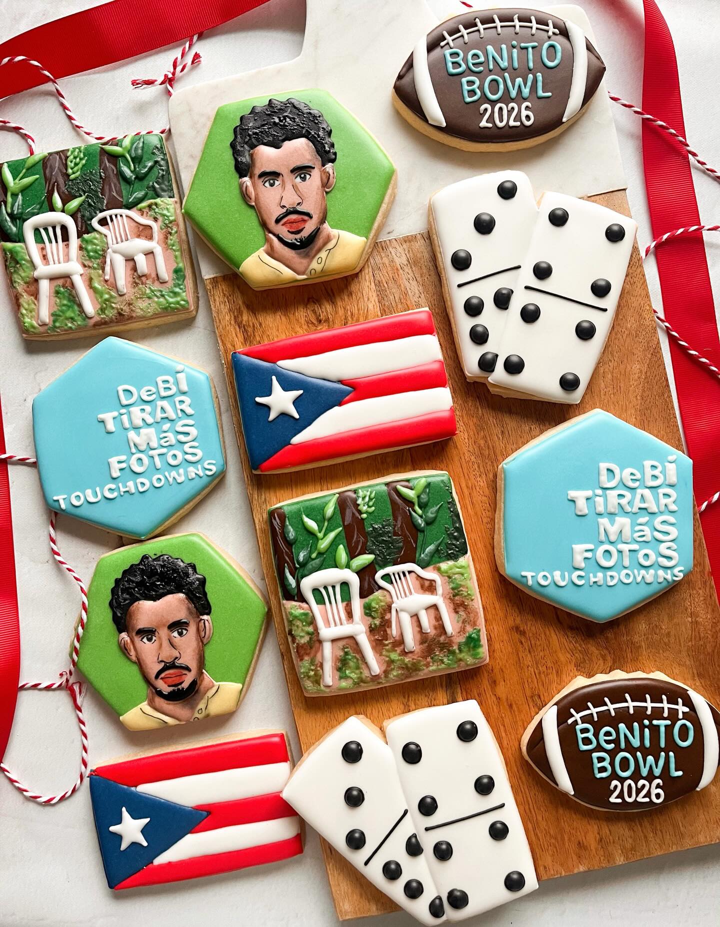 DeBí TiRAR MáS TOUCHDOWNS this Sunday! 🏈
.
.
.
.
.
.
#nashvillecookies #superbowlcookies #badbunnycookies #badbunny #superbowl2026