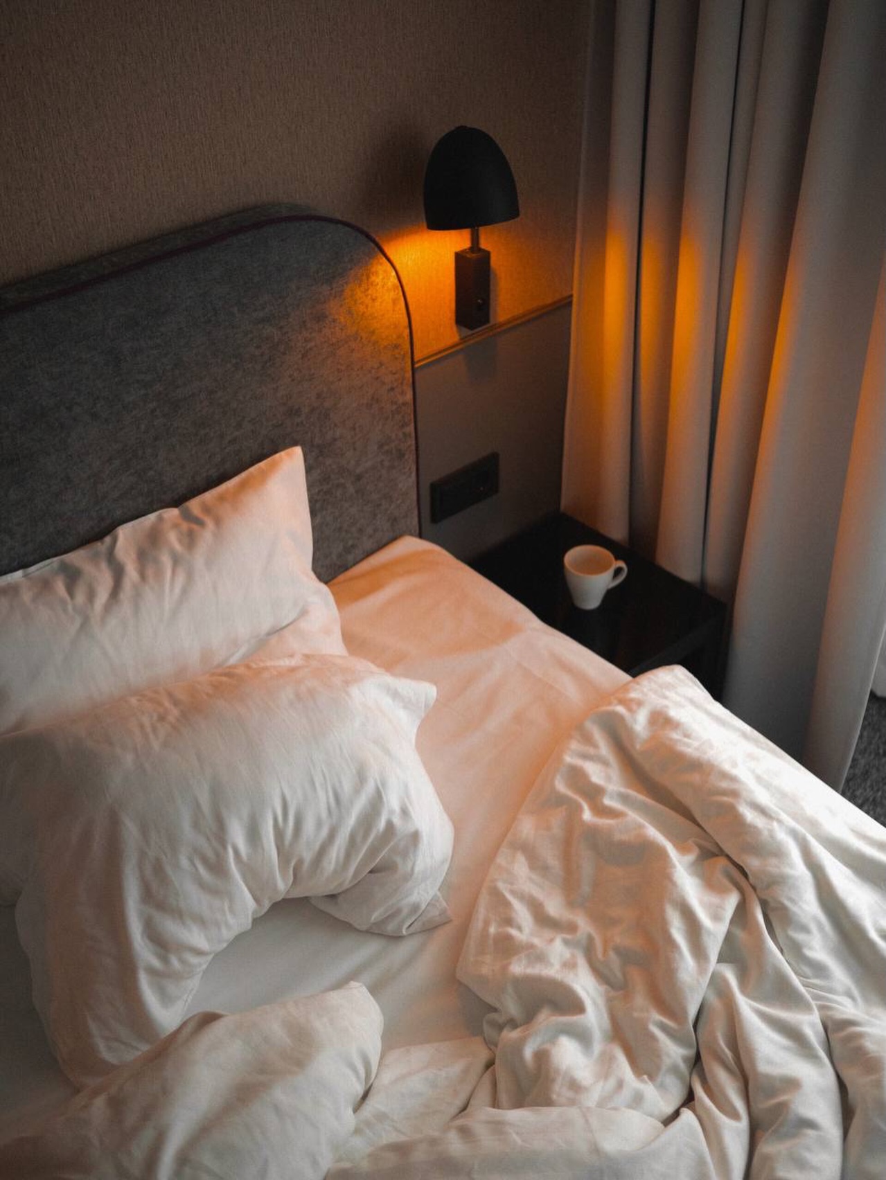 No plans - just peace, warmth, and the aroma of your favorite coffee in bed.
Your perfect weekend starts here!
You can book a room via direct message,
on our website, or by phone:
📞 +372 686 3108
🌐 www.fonnentalhotel.com