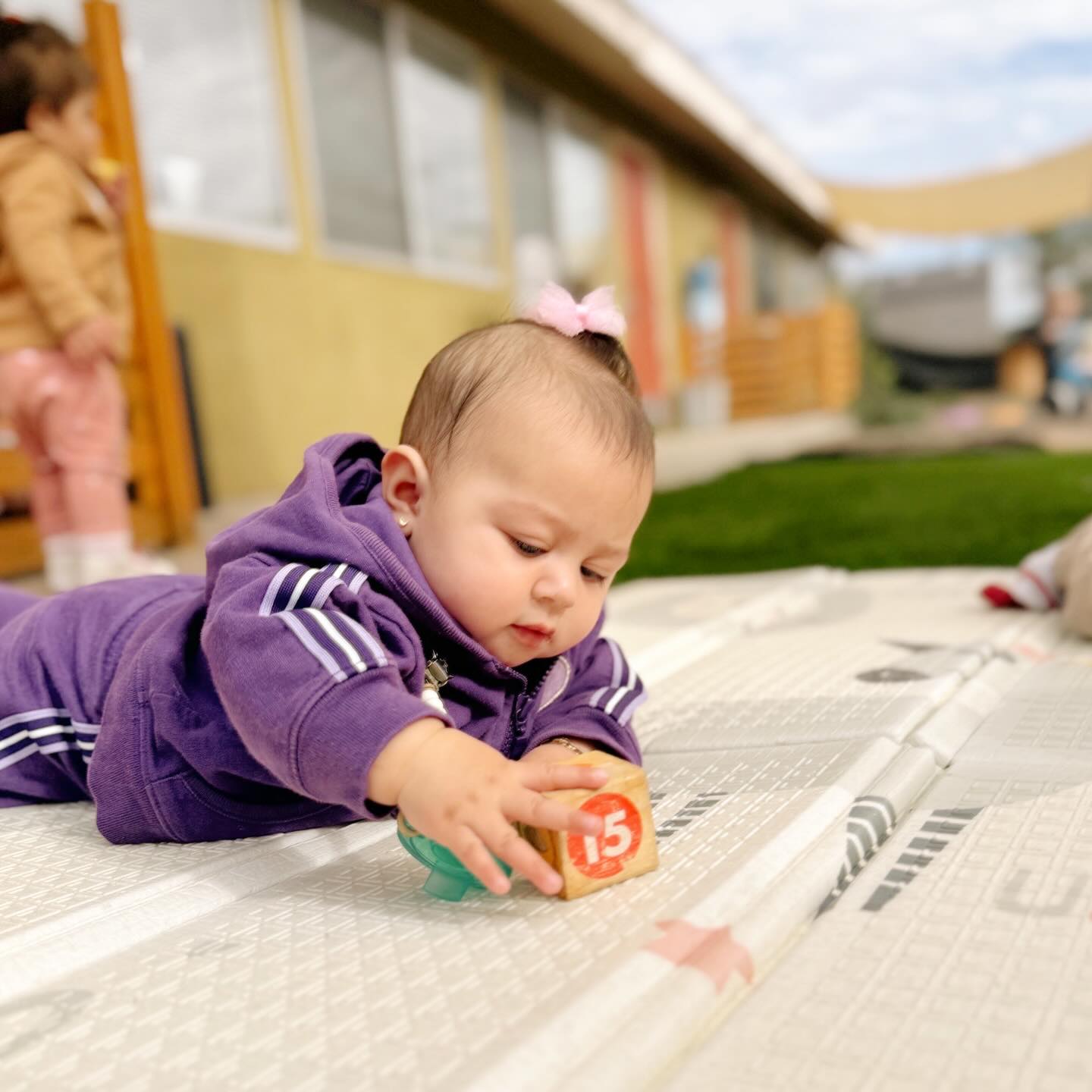 Outdoor time is crucial to infants. It supports sensory development, strengthens muscles during tummy time, and helps regulate sleep and mood.
Even a few minutes outside lets babies explore new sights, sounds, and textures while their little bodies grow stronger and more curious about the world around them.
At LPP, every child, every age group, gets to enjoy the outdoors 🌳