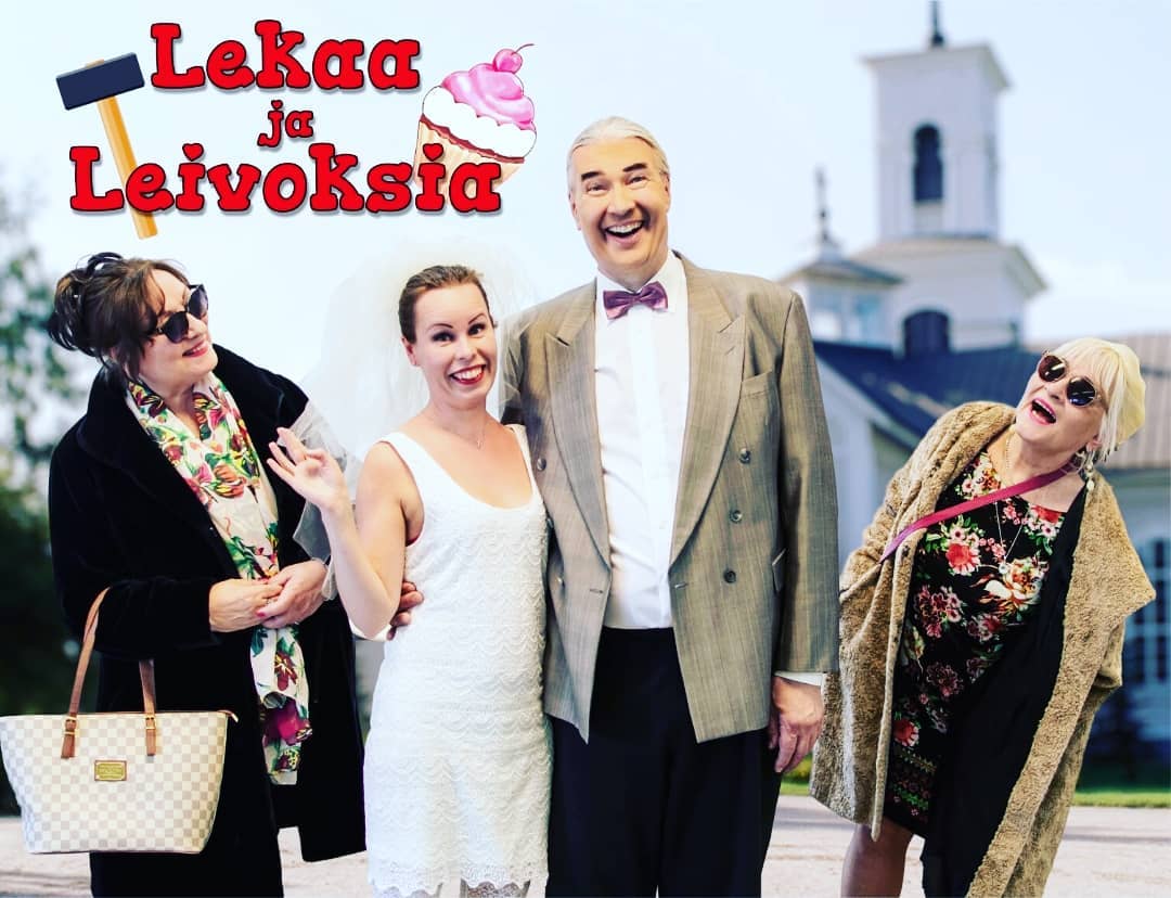 Teatterikuume esittää elo-syyskuussa Thomas Henrikssonin ohjaamana näytelmän Lekaa ja leivoksia.
Lisätietoja tulee piakkoin.