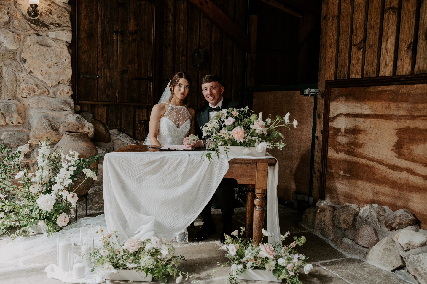 The gorgeous Maddie & Jack ❤️
It was the biggest pleasure working with this pair last summer to create their wedding day dreams.
Photography @wearethe_jamess
Venue @thewillowmarshfarm
Florals @floraldecoweddingflowers