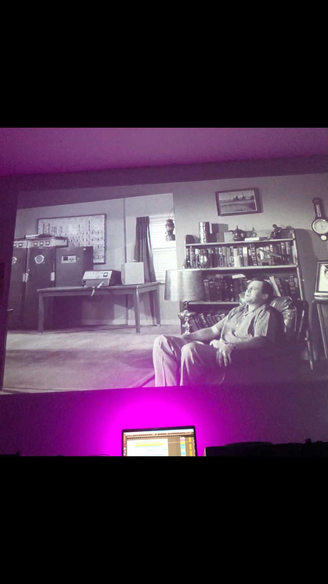 Taking inspiration from a giant brain in the studio today#remix#secretproject#producer #df_tram#ambient#bro#chillout