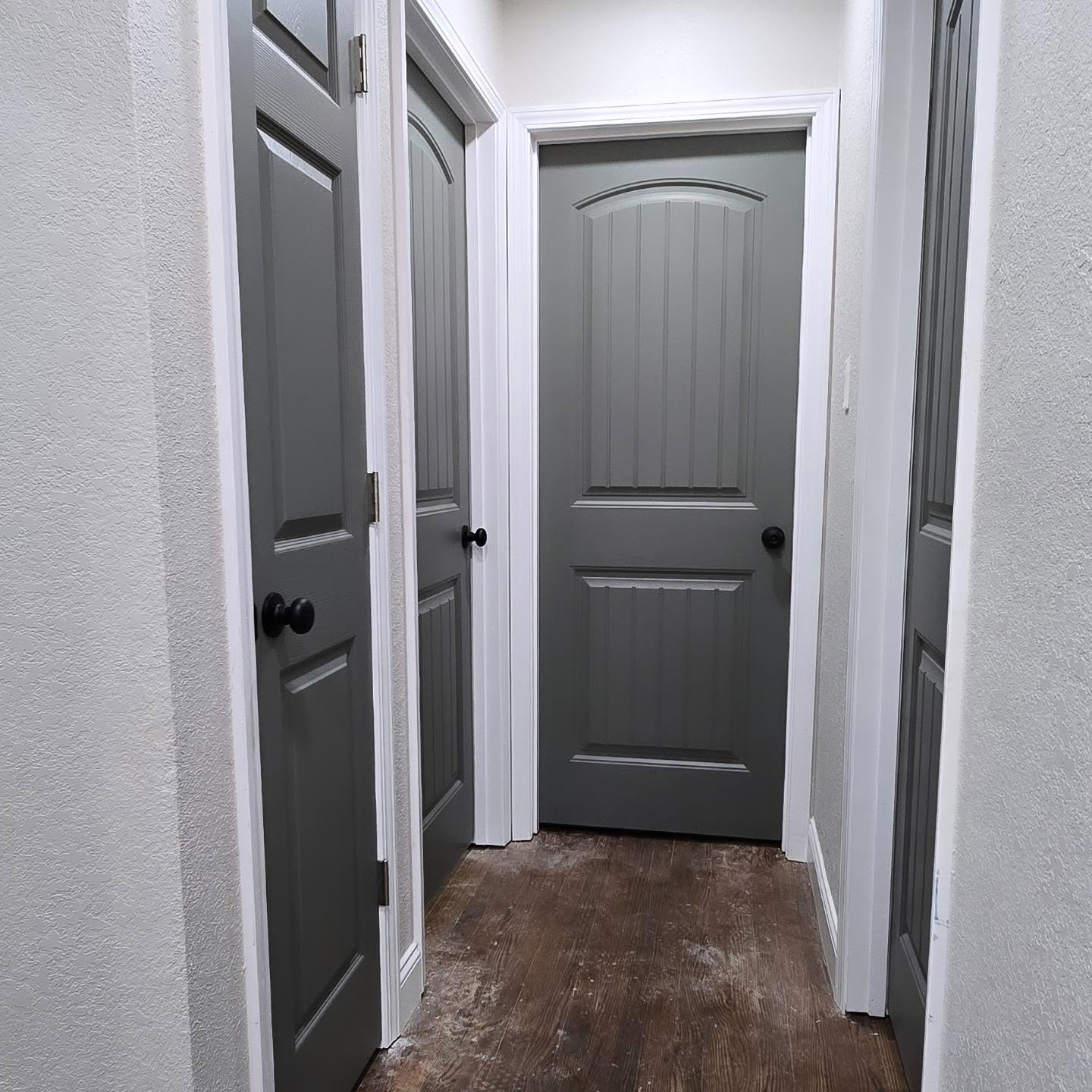 These accent doors are EVERYTHING!
Follow and like please to help us grow! ❤️
.
.
#fypシ #teamwork #Construction #Remodeling #painting #InteriorDesign #ConstructionLife #HomeUpgrade #HomeTransformation #family #teamworkmakesthedreamwork #follow