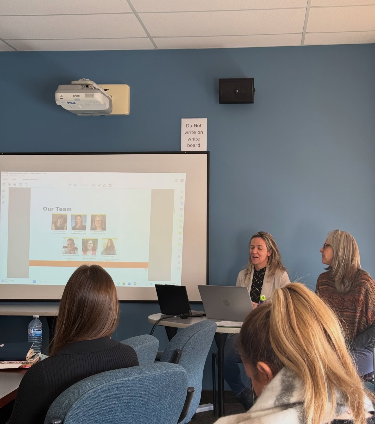 We were so happy to welcome the Waterloo Region Family Network to our office yesterday! 🧡
A big thank you to Lisa and Leah for taking the time to visit and share more about the important services WRFN offers. It was a great opportunity to connect and begin an exciting new collaboration between MSSWR and WRFN.
We’re looking forward to working together to better support families across our community, this is just the beginning!
#community #support #collaboration