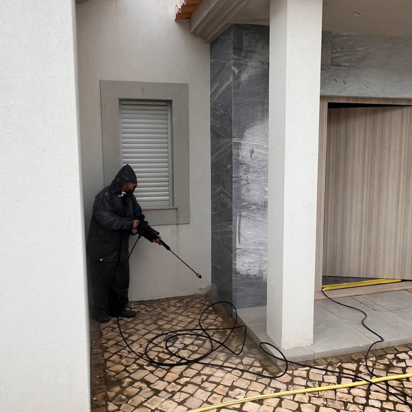 Lavagem, aplicacao de hidrofugante pedra e telhado