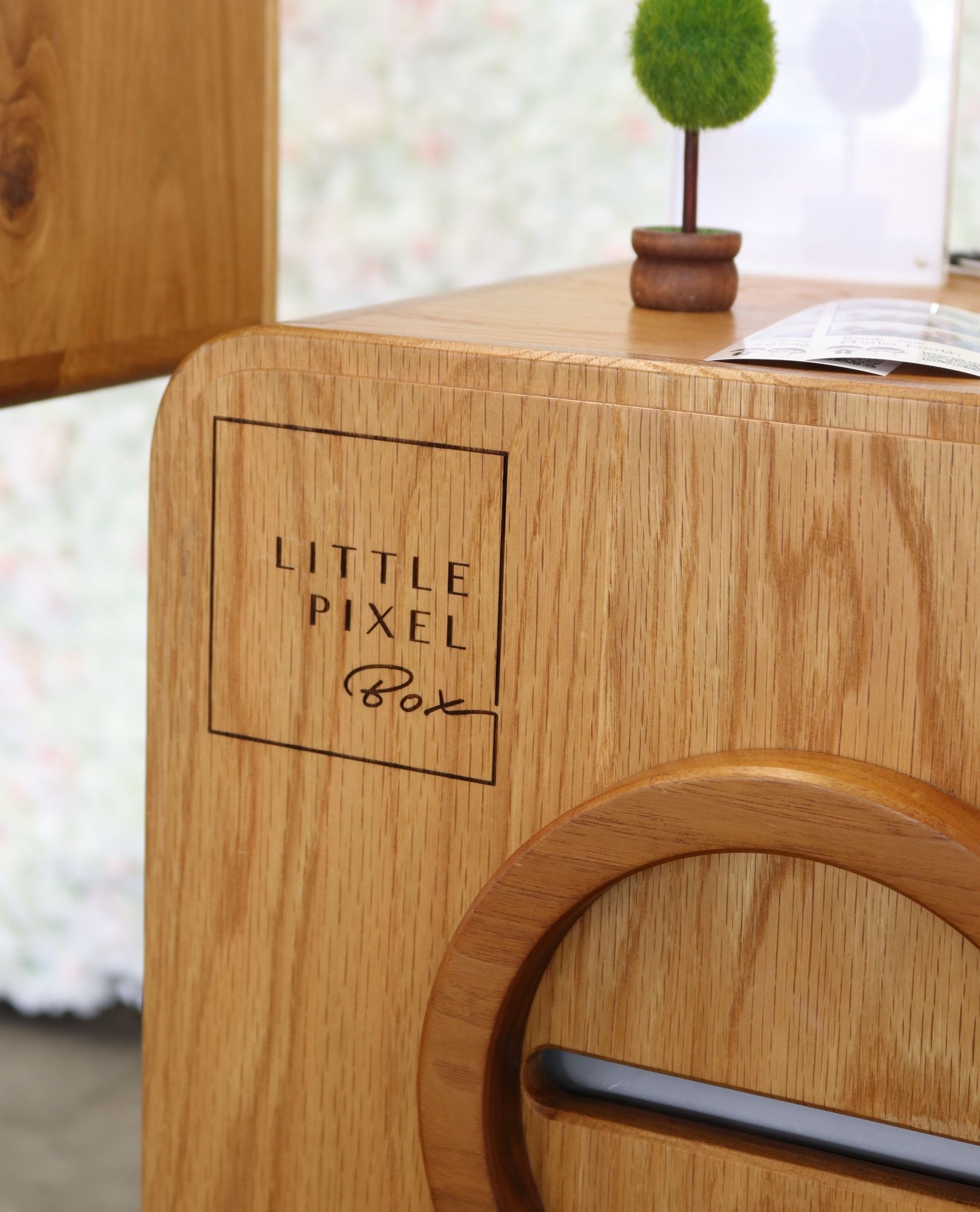 It's a celebration! Snap, print, and cherish the moments with our photo booth. 🎊📸
Find our more at @littlepixelbox
#PartyVibes #melbournephotobooth #melbournephotoboothhire #photoboothhire #photoboothrental #melbourneweddings #victorianwedding #weddingphotos #weddingphotobooth #melbourneparty #melbourneevents #photoboothparty #partyhire #eventphotographer #photoboothevent #corporateentertainment #melboureevents #photoboothfun #photobooths
#friends #events #birthdayparty #instagood #cool #happybirthday #life #event