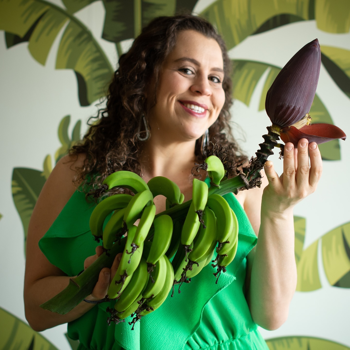 Feliz Ano Novo! ✨
Que 2025 seja temperado com muito amor, saúde e prosperidade. E que cada vez mais pessoas se apaixonem pela cozinha natural!
Lembrando que hoje (01/01) nosso salão estará operando das 13h às 18h. Esperamos a sua visita! 💚
#restaurantebananaverde #anonovo #felizanonovo #feliz2024