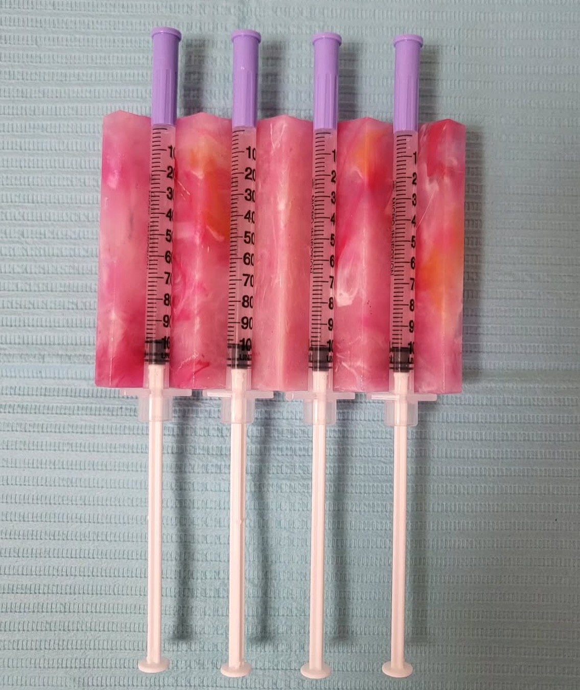 Why I only use microfine needles for treatments?
⭐️minimise trauma to the skin
⭐️reduce any discomfort to the patient
⭐️enhance precision
⭐️reduce bleeding
⭐️reduce bruising