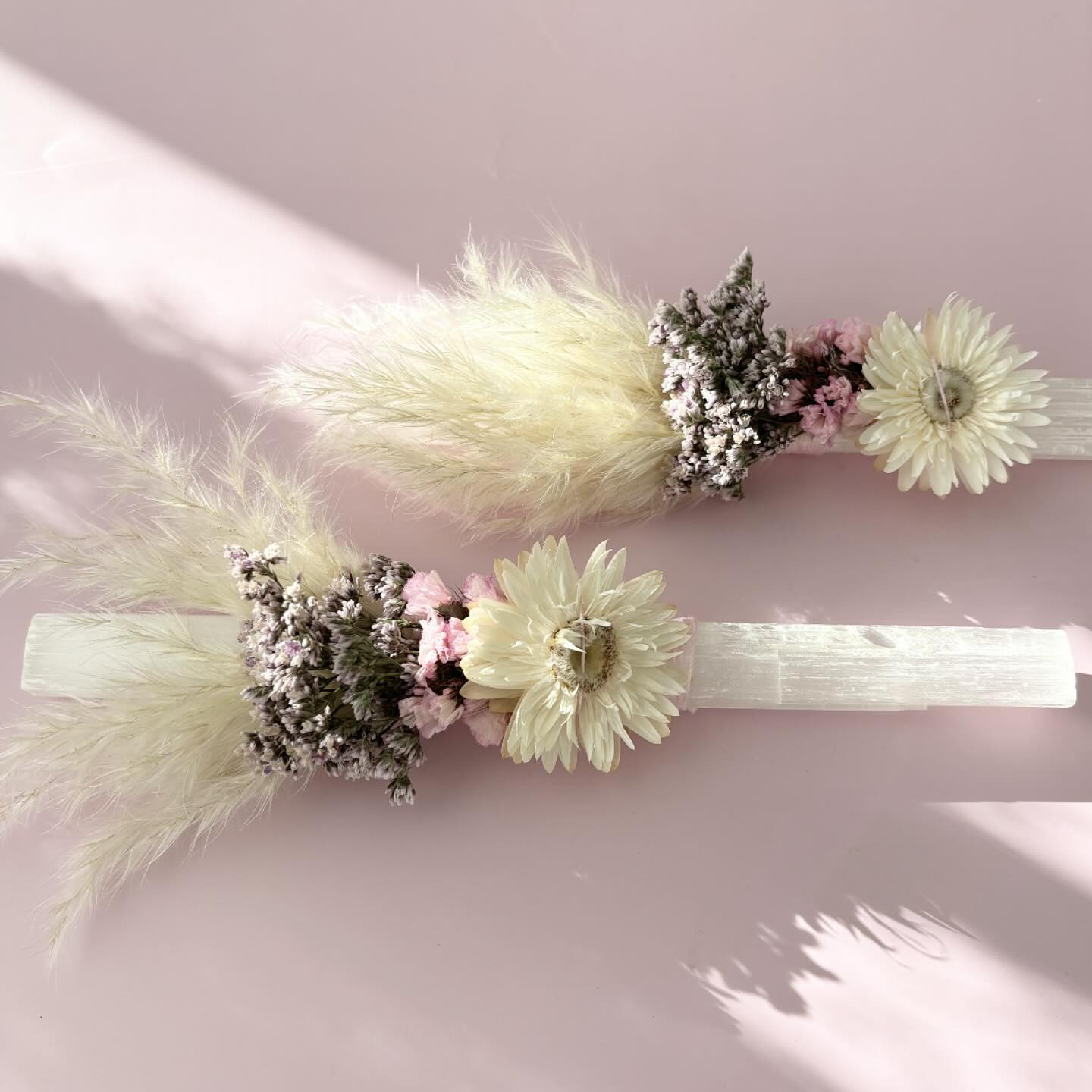 Embrace the Dreamy Beauty
Let this exquisite selenite crystal wand guide you through realms of self-discovery, spiritual exploration, and profound connection to the universe. Each crystal is apx 7-8” long and is hand wrapped in gorgeous dreamy dried botanicals!
#selenitecrystal #selenite #crystal #wednesday #protection #florals #driedflorals