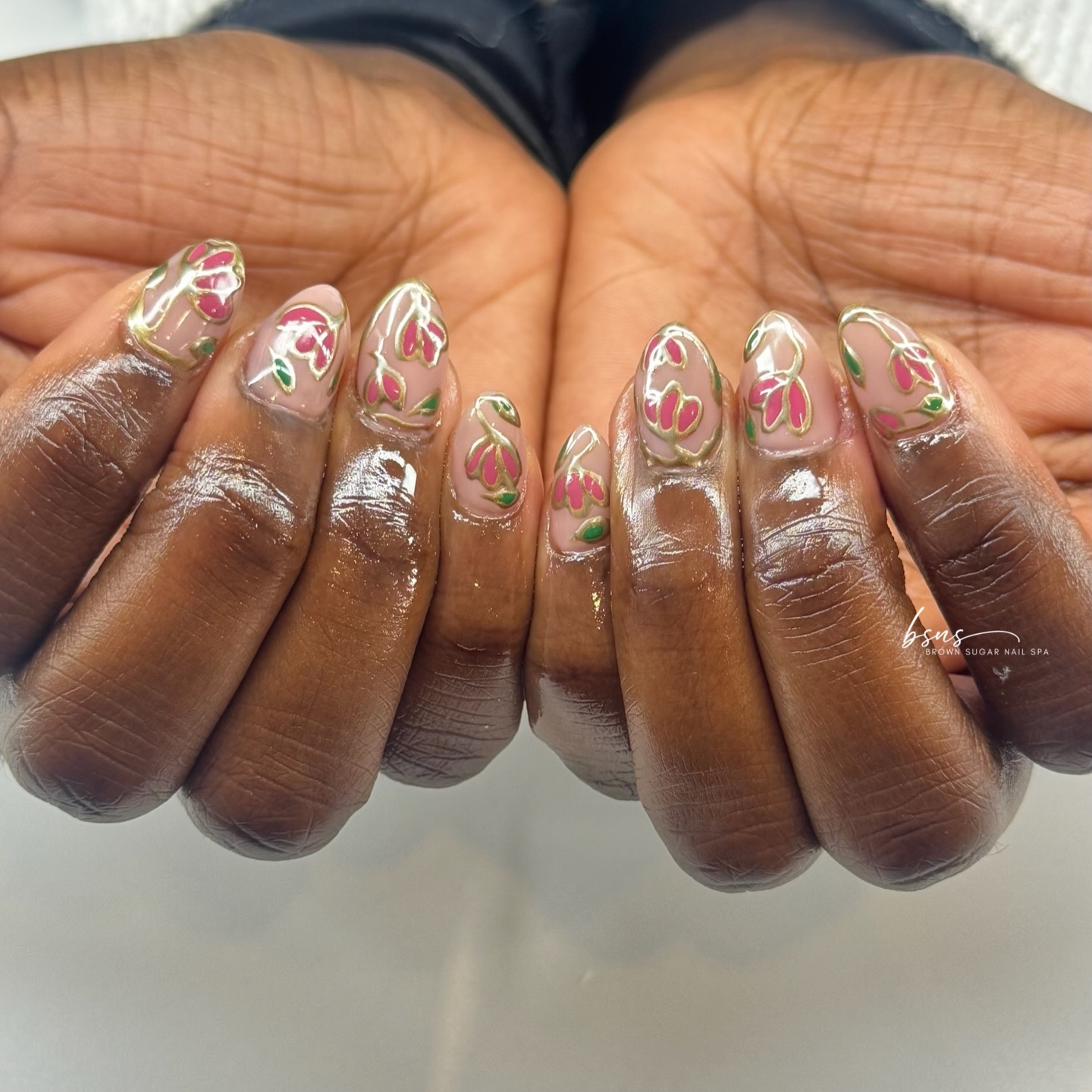 Proof that short nails can still make a statement ✨
Hand-painted florals, sculpted shine, and clean structure by Amirah 🌸
#FloralNails
#BrownSugarNailSpa
#SoftGlamNails
#NailArtDetails
#ShortNailInspo