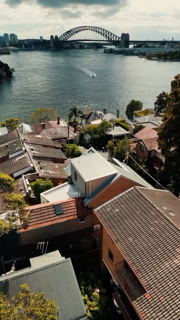 Another project completed with one of Sydney’s best views 😍👌🏻
Quality that stands above the rest.
#SydneyRoofing #SydneyHarbour #RoofingSydney #TradieLife #RooftopViews