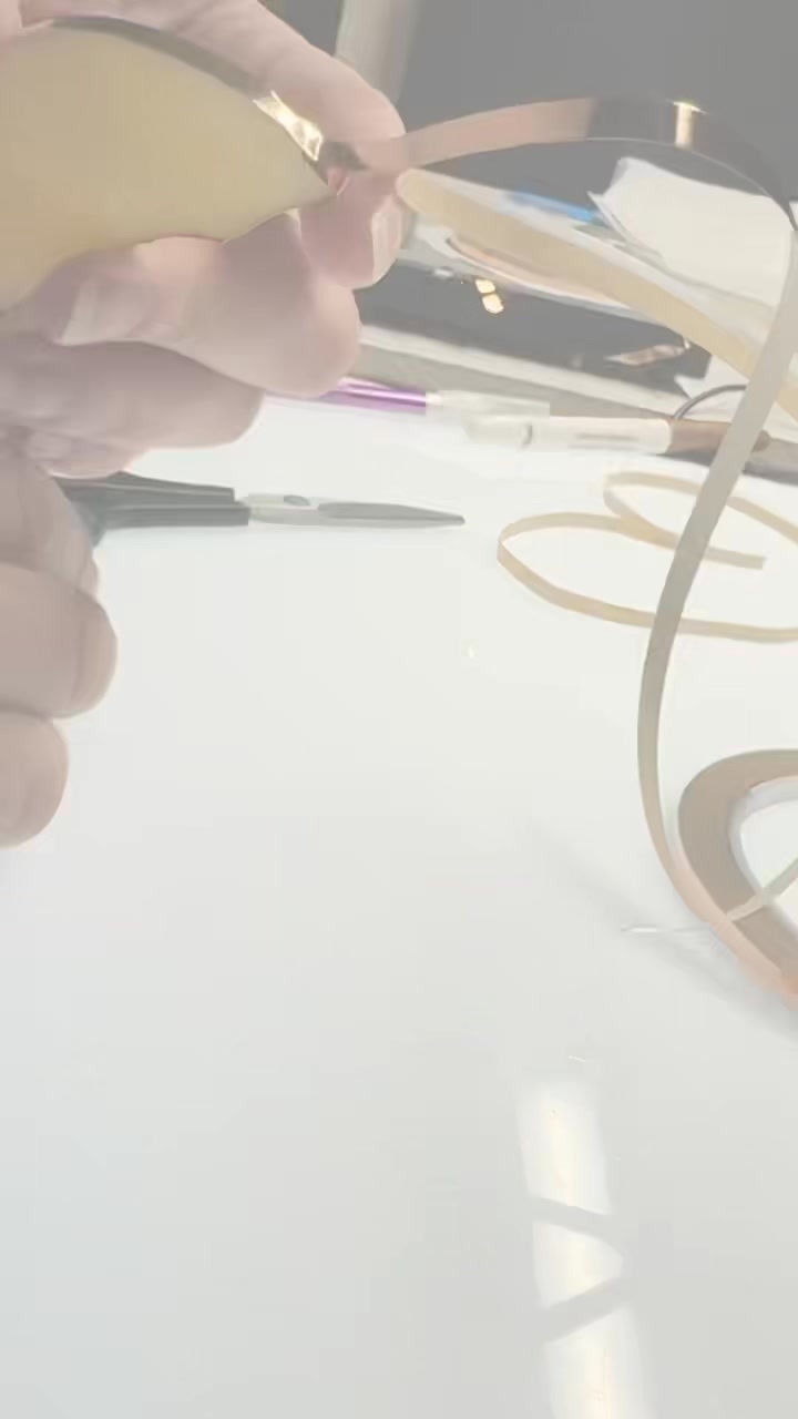 This is another way to foil stained glass when I'm not using my table foiler. Hand Foiling is tedious but so so satisfying!
#stainedglass #foilingstainedglass #foiling #joy #art #horse #milwaukee #fun #love #Waukesha