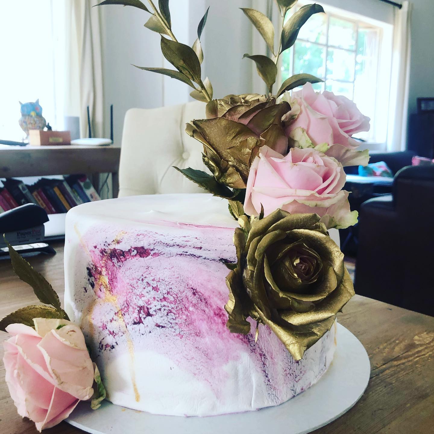 Marbled fondant vanilla cake #cakesofinstagram #foodie #gayboy #lovebaking