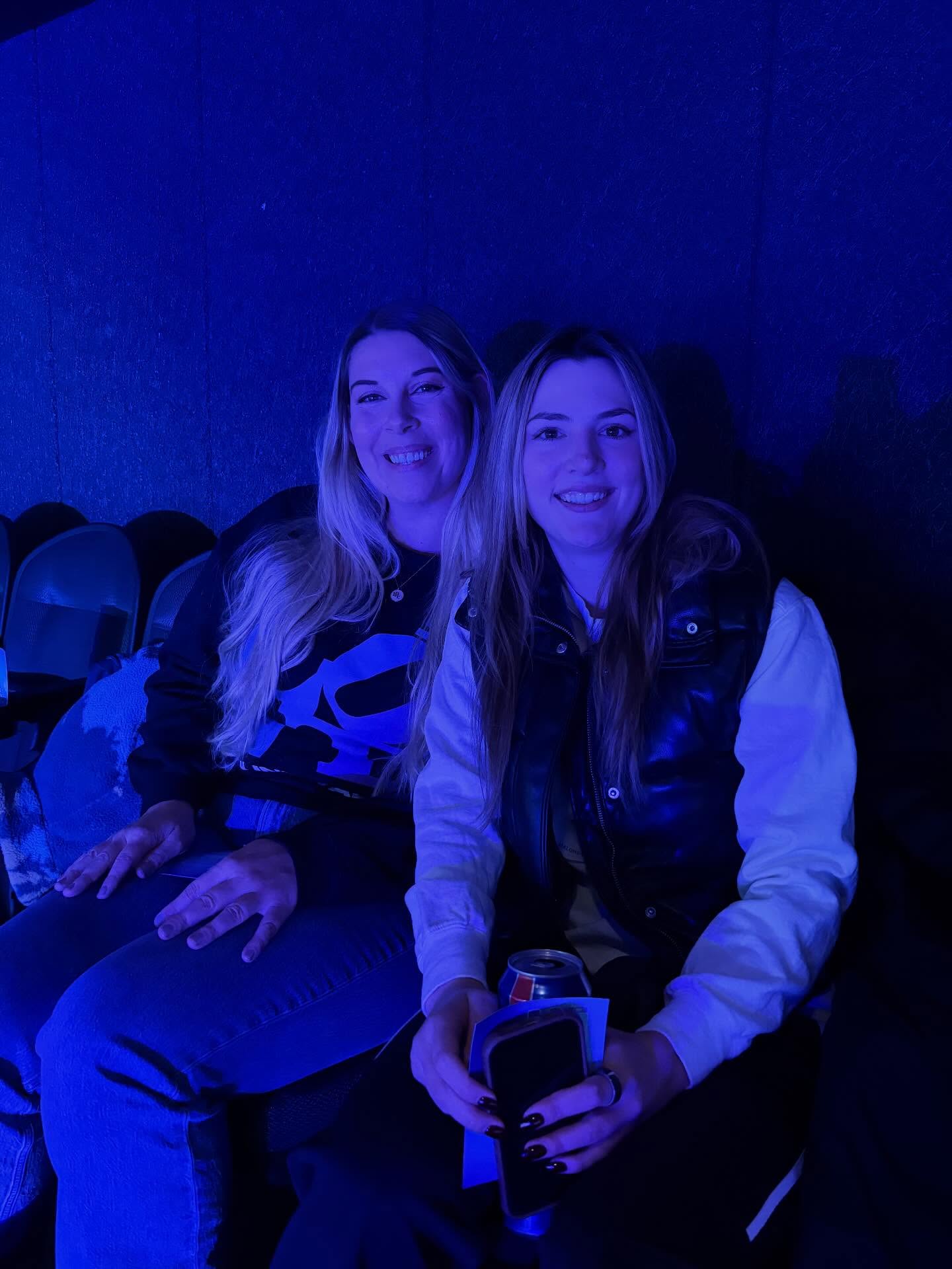 Jan. 30, 2026 - Unrivaled Philly was a vibe !!! 🩵💜
Game highlights:
- Tash winning at home 🥹
- Marina going OFFFFF and breaking the scoring record with 47 points in under 22 minutes!!! 66% from the 3pt. 🥶
- Game attendance setting the all time record for a regular season pro women’s basketball game 📈
#unrivaled #philly #phantom 👻 #lunarowls 🦉 #wbb