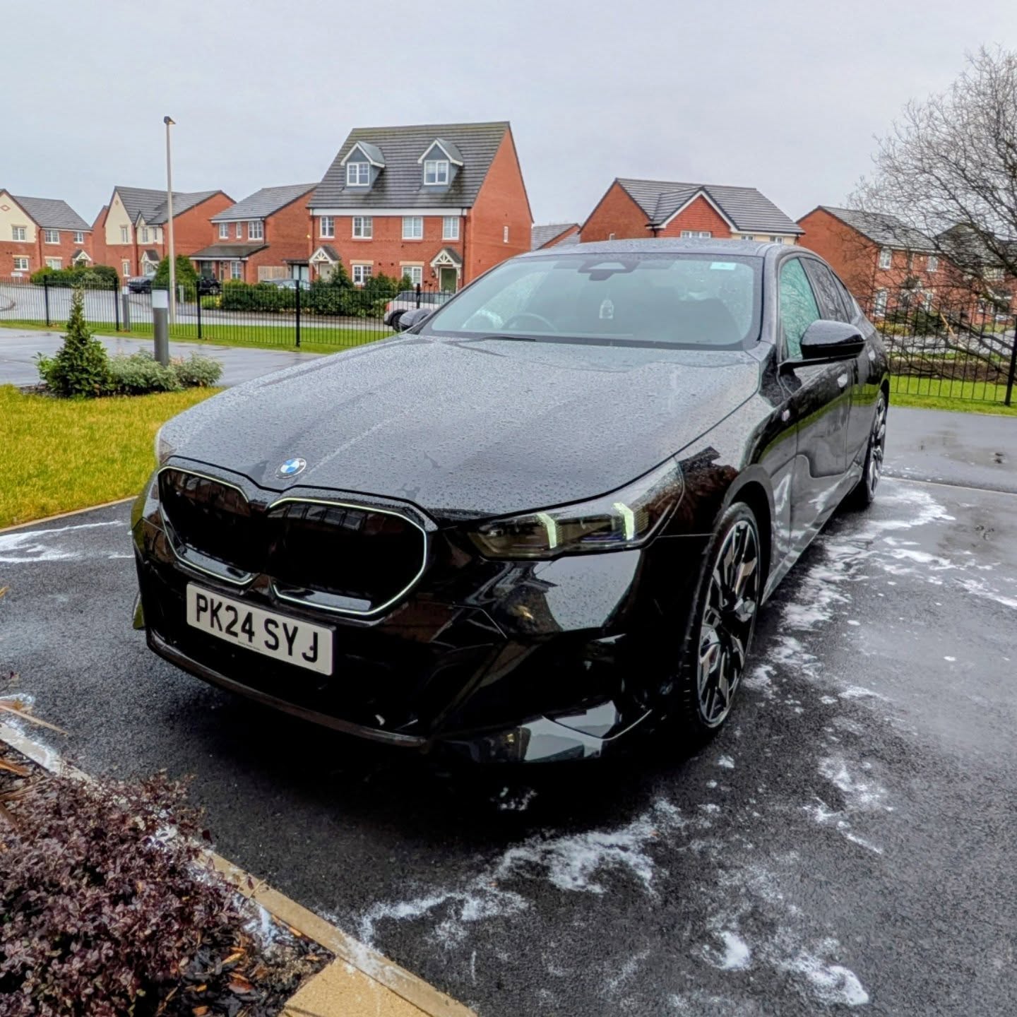 BMW 5 Series ✨
Full Valet completed, restoring a crisp, clean finish inside and out.
From a refreshed interior to a deep exterior clean, every detail was carefully handled to bring the car back to looking its best.
Premium mobile valeting across the North West
#BMW5Series #FullValet #MobileValeting #CarDetailingUK #NorthWestValeting
• DM
• WhatsApp: 07506154942
• Call/Text: 07506154942
• Email: info@kbmobilevaleting.co.uk
• Visit my website: https://www.kbmobilevaleting.co.uk