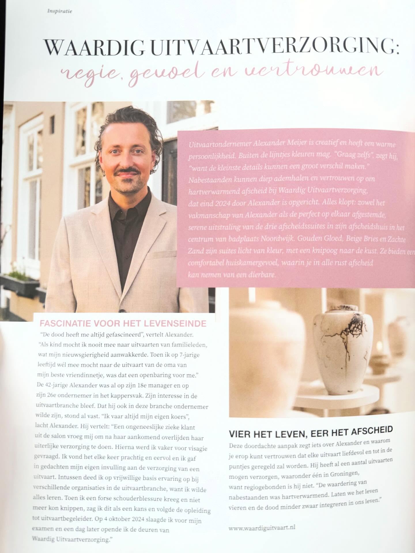 Trots op deze publicatie in de laatste Uitvaart Inside-editie. @uitvaartinside
Inmiddels zijn we alweer ruim zes maanden verder na het fijne gesprek met Erna Kagenaar @tekstenergie . Voor mij is het mooi om te zien hoeveel er alweer veranderd is, en wat er allemaal binnen de branche op mijn pad is gekomen. We spraken over de veranderingen binnen mijn carrière en mijn visie op hoe een uitvaart mag en kan worden vormgegeven: zonder beperkingen, met ruimte voor liefde, zorg en persoonlijke invulling.
Zo dankbaar voor het afgelopen jaar, waarin ik zoveel vertrouwen heb mogen ontvangen van vele lieve families die ik heb mogen bijstaan in een verdrietige en intense periode van verlies en rouw 🤍
#waardiguitvaartverzorging #uitvaartinside #uitvaart #liefdevolafscheid #waardigafscheid