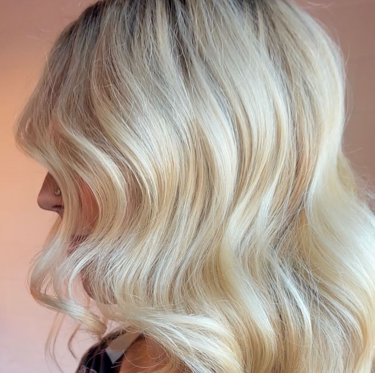 hair by Stella •
To schedule your next appointment visit @hairbystellamadison
.
.
.
.
.
#madisonsalon
#madisonwi
#olaplexlove
#healthyhair
#hairstylistmadisonwi