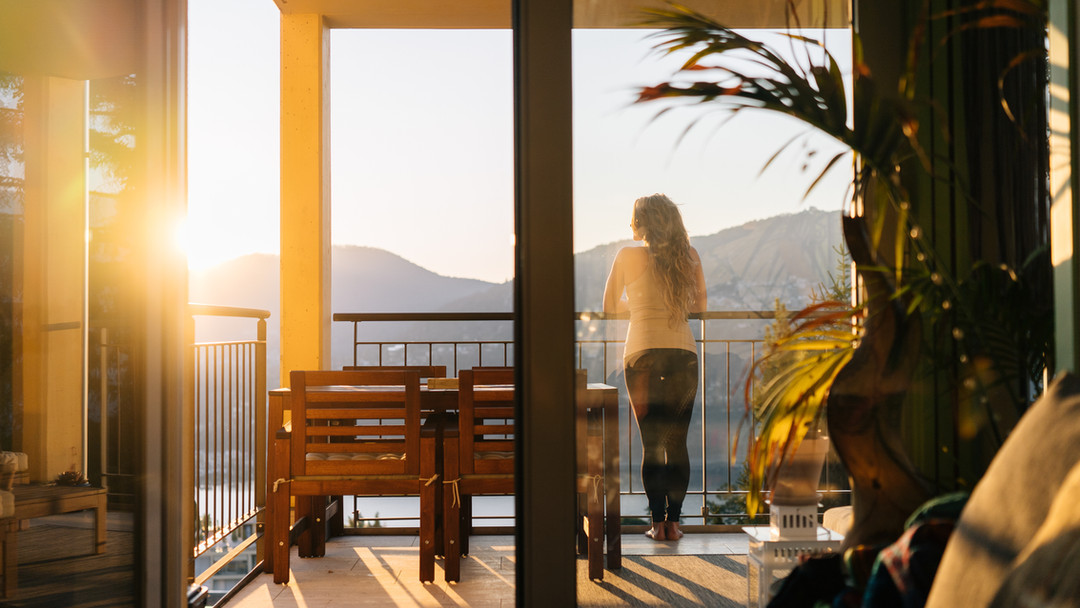 The Morning Sun and Fertility. Could waking up early and catching the sun's rays be the answer? Check out my blog post.
https://www.holisticmidwiferyaustralia.com.au/post/embrace-the-morning-sun-a-natural-boost-for-fertility-and-hormone-health
#newblogpost