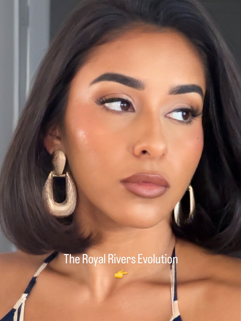 Cringing a little? Yes. Proud of how far I’ve come? Absolutely! 🥂Part of me cringes (was I really that brave?!), but mostly I’m just proud. It turns out “talent” is really just a lot of hard work and stepping out of your comfort zone. I’m so glad I pushed myself to grow as an artist. Huge thanks to everyone who trusted me with their face during this journey. ✨
.
.
.
.
.
.
#goldcoastmakeupartist #brisbanemakeupartist #makeuplooks #makeuptransformations #makeupevolution