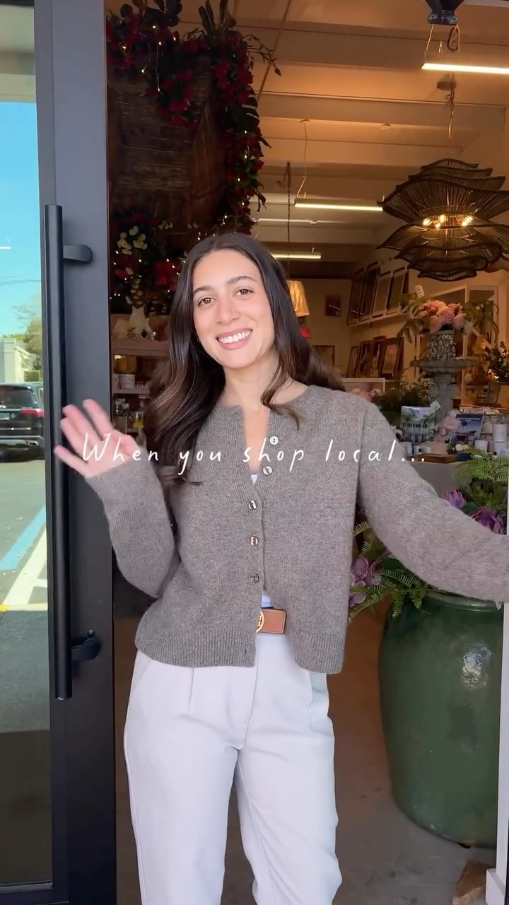 Proudly local.
Built on hard work, big dreams, and a whole lot of heart. Thank you for supporting our local shop and the people behind it. Naples, we’re grateful 🫶🏝️
#naples #florida #localbusiness #shoplocal #smallbusiness