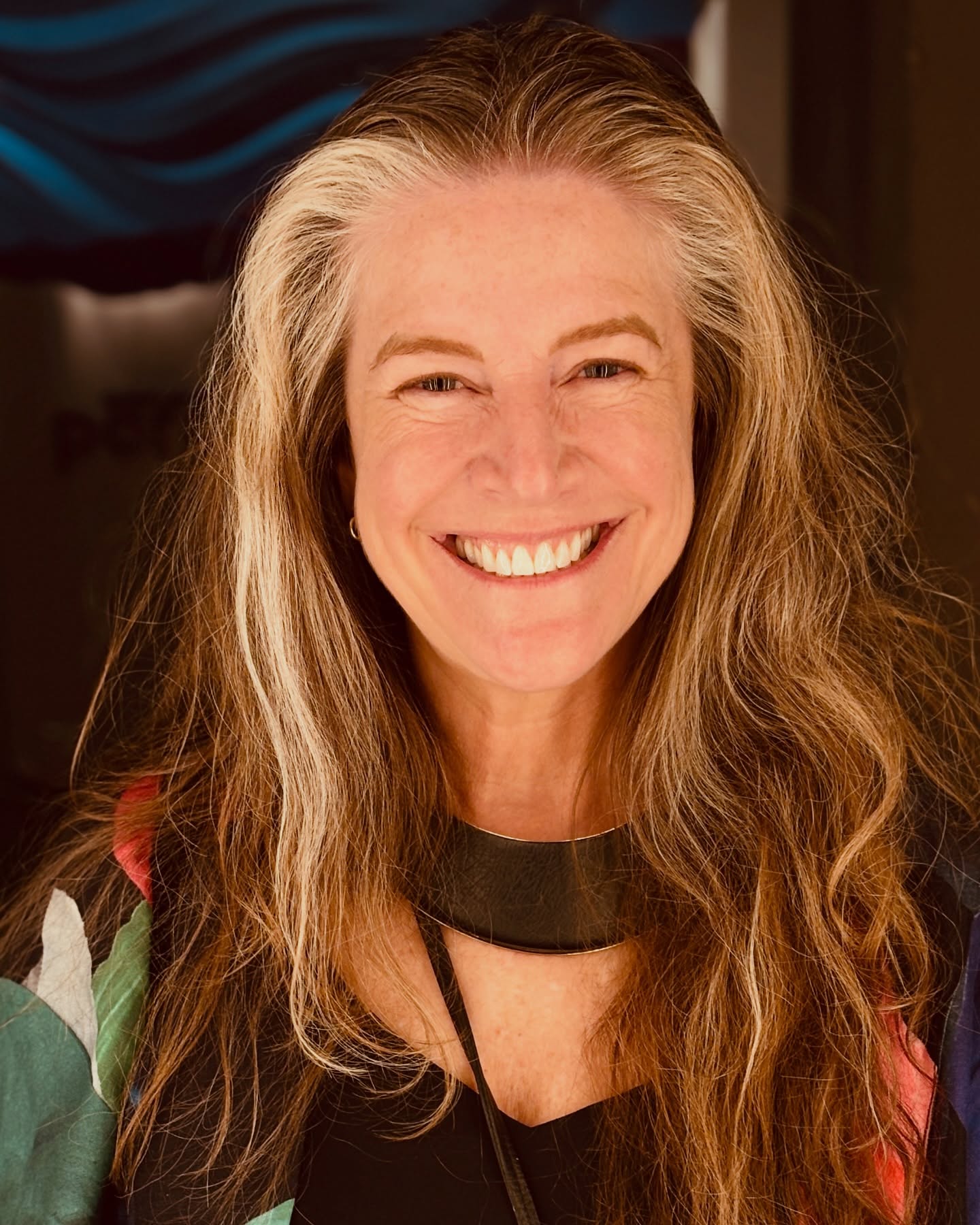 Happy birthday mi Manena!!!!
Feliz de estar otro año más al lado de una mujer tremenda. Inteligente, creativa, preciosa, leal, partner, apoyadora y mi inspiración. Te quiero mucho más que lo que logro decir en palabras… si te puedo decir que, después de todo este tiempo, quiero fotografiarte cada vez que despertamos al lado. Que tu sonrisa me sigue produciendo alegría y tu risa me contagia cada vez. Que sigo encontrando que eres la mujer más linda que puede haber y que me creo lo máximo vada vez que estoy a tu lado. Un beso enorme en este nuevo año, vamos por el próximo! Te adoro