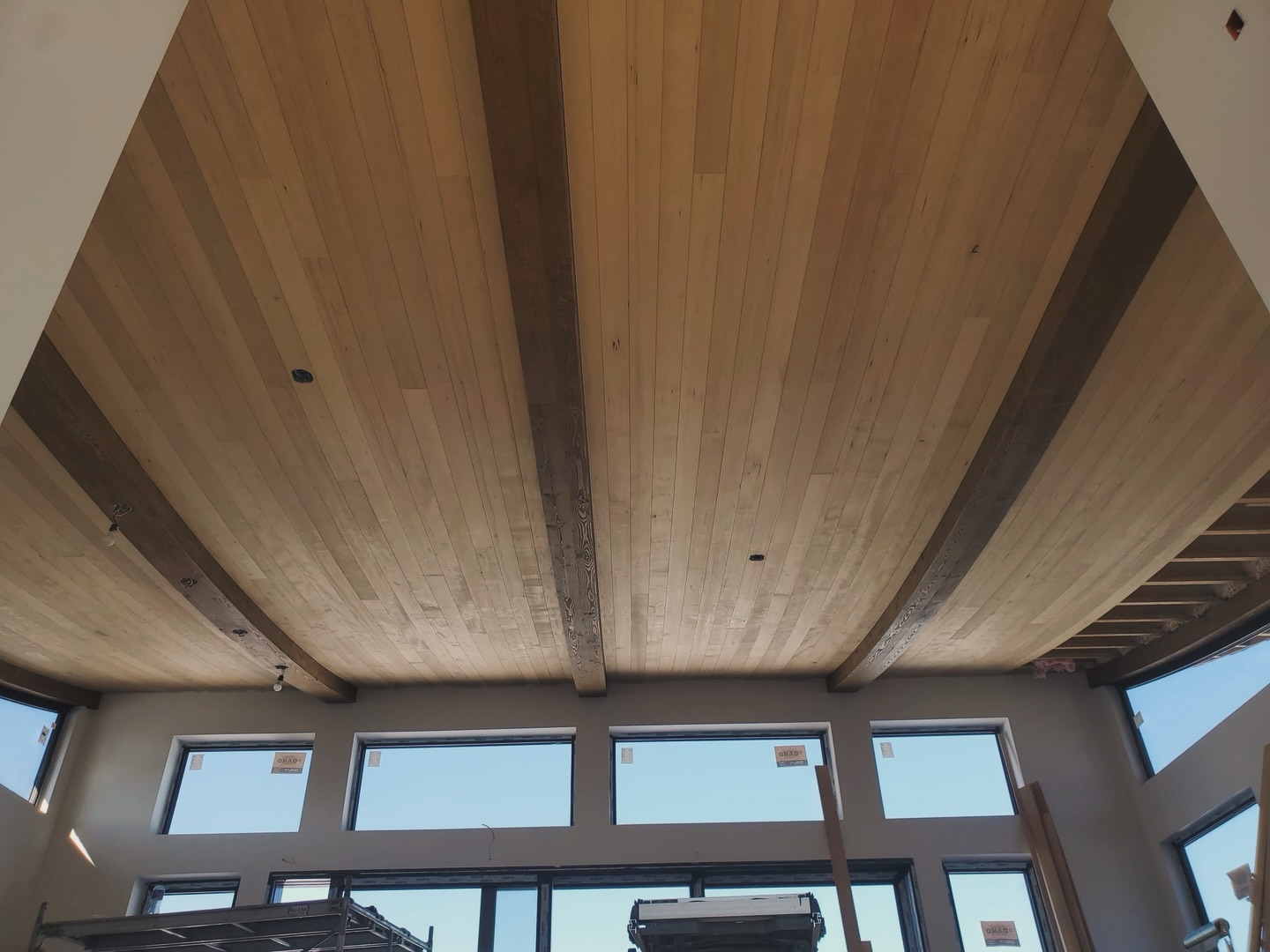 Hemlock, in progress.
This curved ceiling is taking shape as a sculptural architectural feature introducing warmth, movement, and refined luxury even before completion.
The soft curve draws the eye upward while the clean, subtle grain of hemlock adds depth, balance, and timeless sophistication.
Designed to enhance flow and elevate the space, this ceiling reflects craftsmanship in motion.
Installed by @modernarc.build
#LuxuryInteriors #HemlockCeiling
#CurvedCeilingDesign #ArchitecturalWood #customluxury