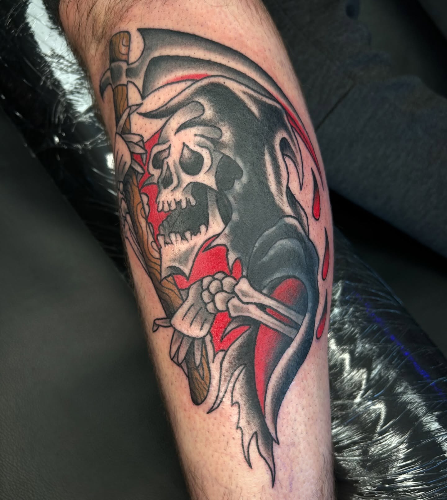 💀 Grim reaper coverup for @ckj0sh ! Thanks for trusting me with this man! 🩸
.
.
.
#grimreapertattoo #reapertattoo #coveruptattoo #pittsburghtattooartist #pghtattooer