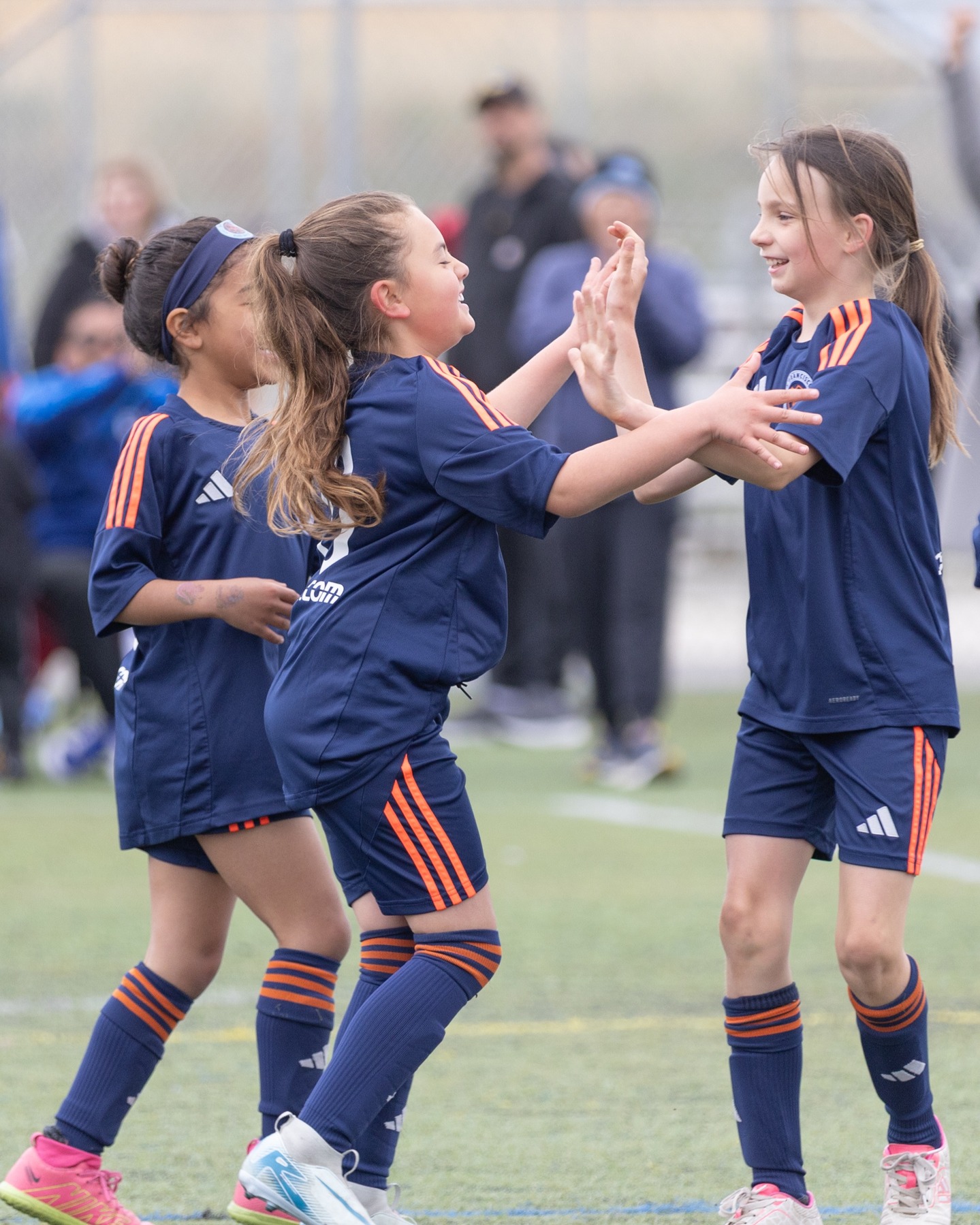 Today isn’t just about women in sports everywhere. It’s about the girls right here at SF Elite Academy.
The ones who show up early and leave tired.
The ones who learn discipline before they learn doubt.
The ones who don’t just play the game, but change how it looks.
They’re more than players on a field.
They’re proof. Of possibility. Of progress. Of what happens when girls are given space to grow, compete, and dream out loud.
Somewhere, a little girl is watching.
Seeing herself in every sprint, every tackle, every moment of courage.
And realizing the future might look a lot like her.
This is bigger than sport.
It’s about access. Equity. Opportunity.
It’s about building a world where girls don’t have to ask for a chance, because it’s already theirs.
National Girls & Women in Sports Day.
We celebrate them today.
We believe in them every day.
#ForTheBay | #SiempreComoUno