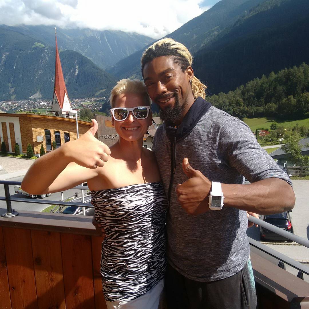 Cosmetic Judith Adam vs Josiah Bruce (Promi-Personal-Trainer. Choreograph. Drill-Instructor) - Beauty Talk im Stock Resort im Zillertal. #josiahbruce #sport #personaltrainer #kosmetik #beauty #stockresort #Zillertal
