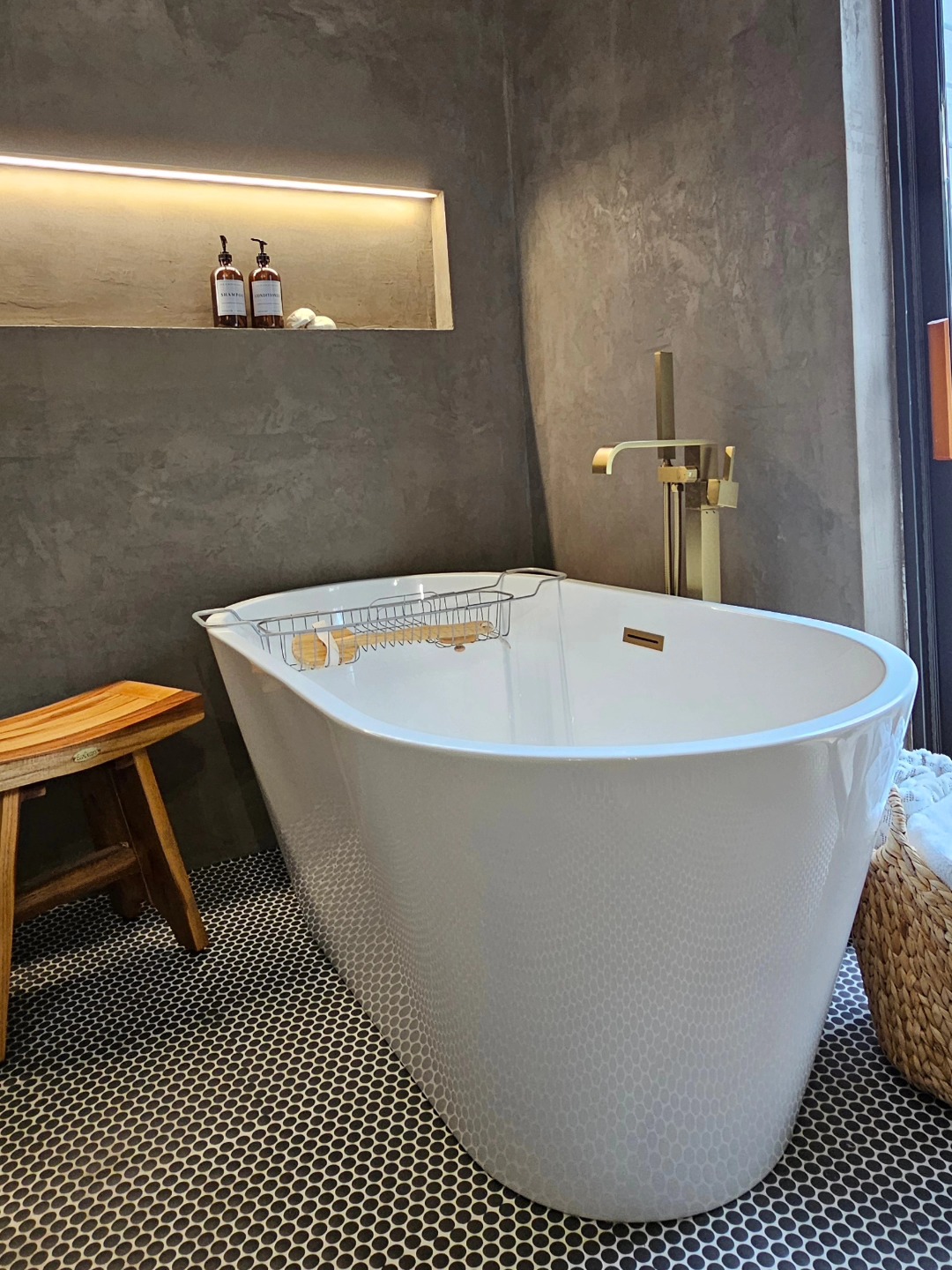 When it comes to remodeling your bathroom, it’s crucial to have local professionals on your side that you can trust.
If you’re ready to enhance your bathroom, read on to learn about all the ways we can help.
Contact us ! 📲 407.782.7687
#friends
#repost
#nature
#trendingnow
#fun
#style
#smile
#food
#instalike
#likeforlike
#family
#travel
#fitness
#worldcup
#tagsforlikes
#viralpost
#nofilter
#life
#beauty
#amazing
#instamood