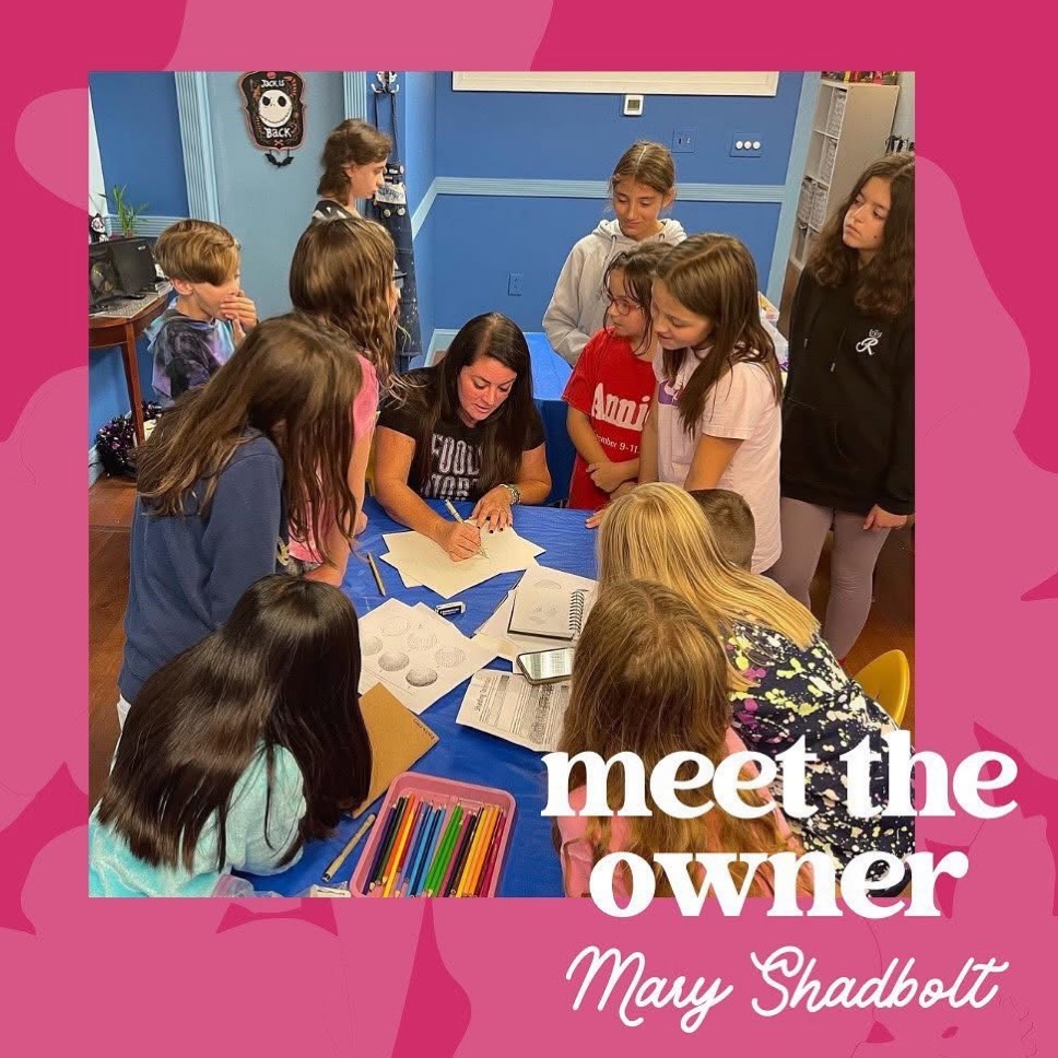 Hi to so many new artists, art families and followers!! I’m Mary Kamphausen Shadbolt, owner, K-12 state certified art educator and BFA artist. Here at the art school, every course is filled with art techniques & skills, demonstrations on how to use different mediums, independent time to utilize these new skills, one on one assistance, and we always close with an art show! Lots of my lessons are infused with art history and contemporary artists as well as job/career skills since we are surrounded by creative opportunities everywhere we look!
Registration is open now for the Winter II courses that begin in in just a couple weeks. Seats are filling fast! See you in the studio! 😊 ArtClasswithMary.com
#arteducation #morriscountyarts #artclasses