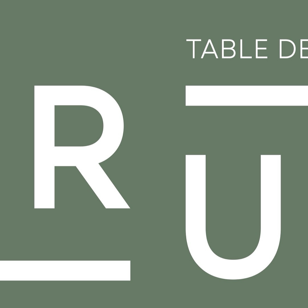 #brut #tabledesaison #Gastronomie #RestaurantLove#CuisineGourmande #ChefCuisine #Restaurantsaintdeluz #DéliceCulinaire #ArtCulinaire #CuisineLocale #DînerGastronomique #TableGourmet #SaveursDuMonde #PlatsGourmands #MenuDuJour #ExpérienceCulinaire #BonAppétit #Restaurateurs #FoodieFrance #PlatsSignature #CuisineDeSaison #saintjeandeluz
Visual by @wildgraphicdesigner