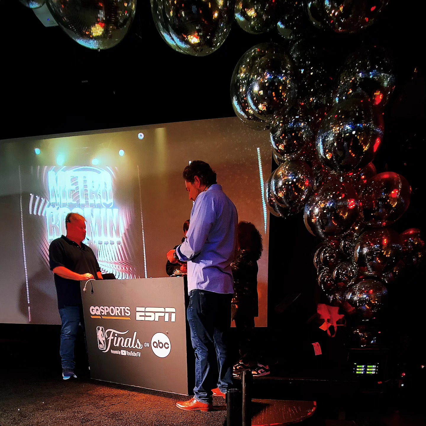 My lil wireless A2 corner. Right next to DJ subs 🫠
Always have earplugs on clutch 👂