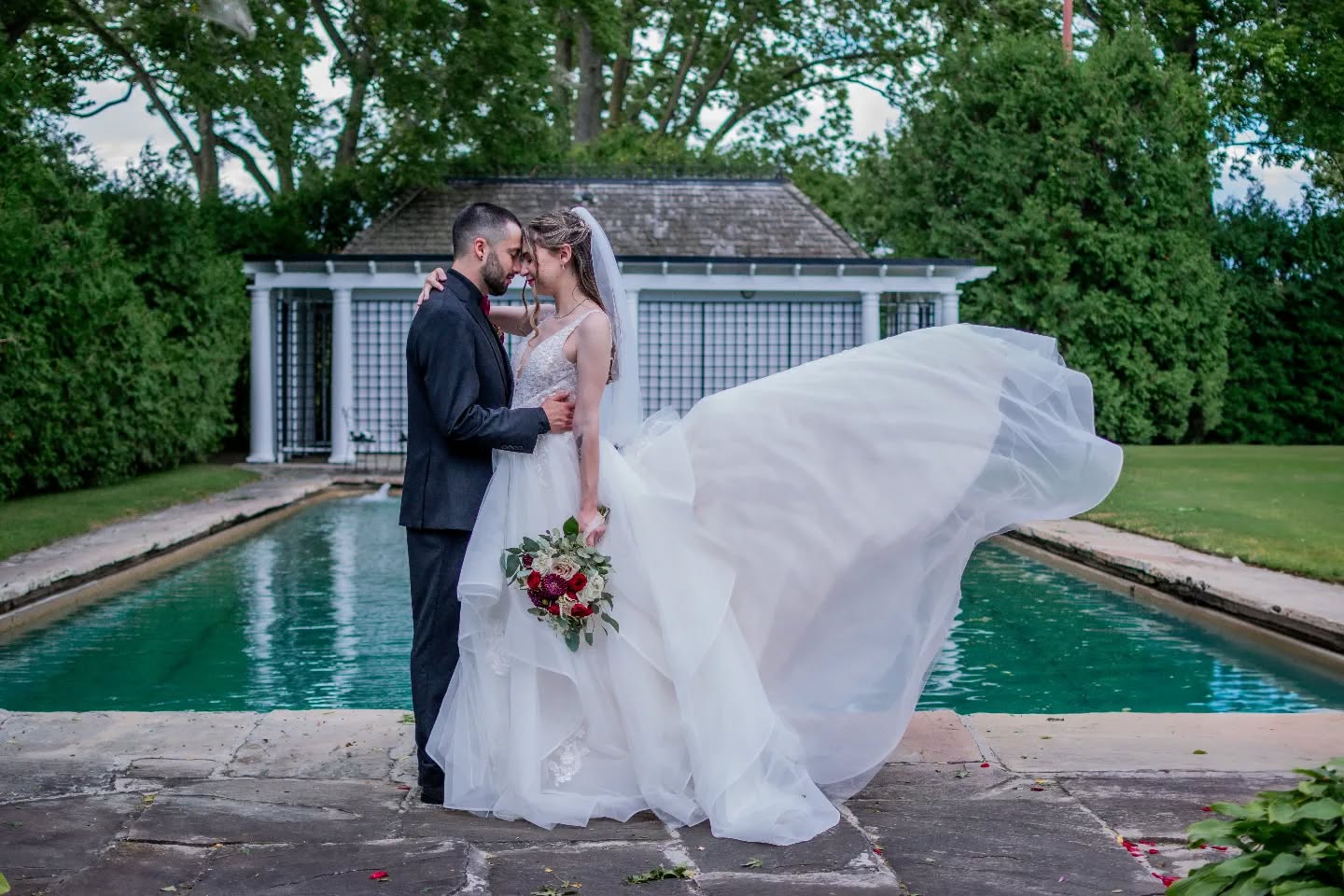 Always wanted to do one of these epic dress shots 👰🏻♀️ Such a beautiful spot @penrynpark
#WeddingPhotography #WeddingPhotographer #BrideAndGroom #WeddingDay #WeddingMoments #WeddingInspiration #WeddingPortraits #BrideAndGroomPortraits #WeddingDetails #WeddingDress #WeddingFlowers #WeddingPlanning #WeddingPhotographyTips #WeddingPhotographerLife #WeddingPhotos #WeddingLove #JustMarried #WeddingCeremony #WeddingReception #WeddingMemories