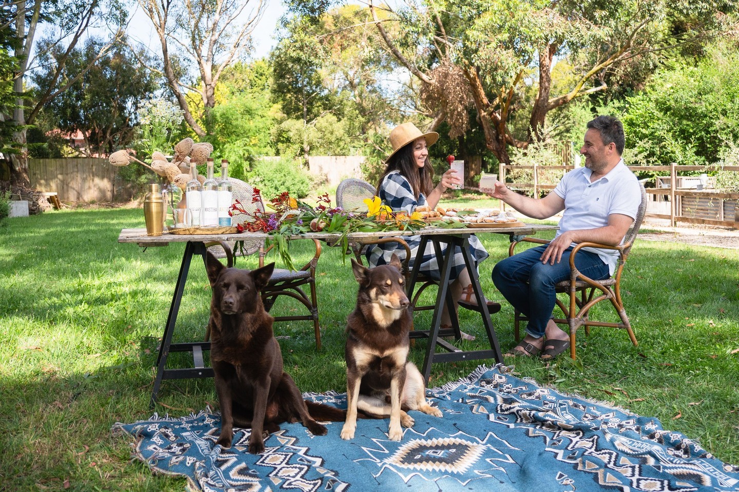 From our family to yours, we wish you a joyful holiday season. May your celebrations be filled with happiness, good hospitality, and moments shared with the people you cherish most.
.
.
.
.
.
.
#macedondistillery #anison #daylesfordmacedonranges #daylesfordmacedonlife #macedonranges #macedonrangesfoodies #melbournefoodies #macedon #romsey #lancefield #melbournebartender #melbournecocktails