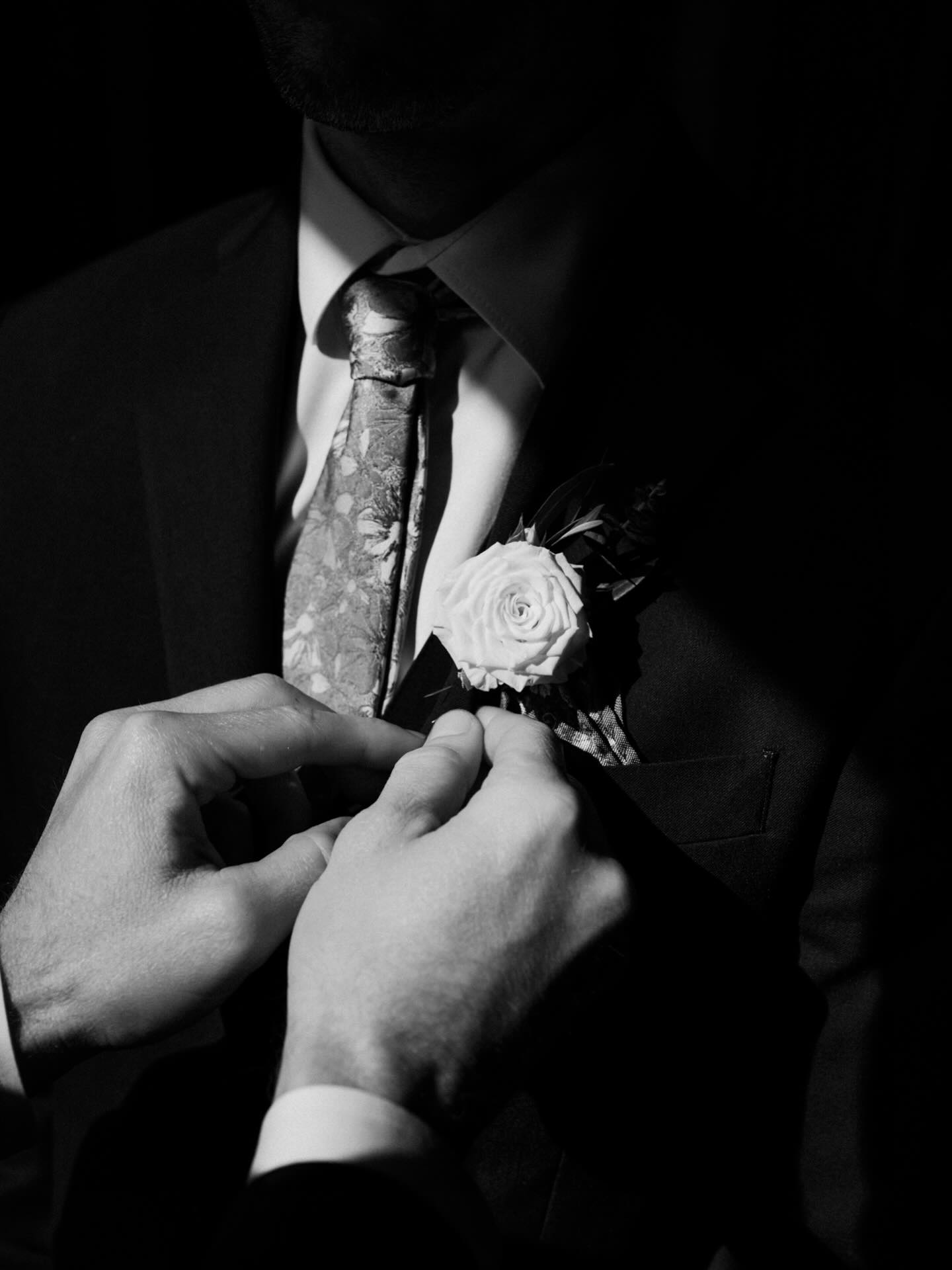 A real one by his side from start to finish. 🤍
Best man duties: buttoning cuffs, calming nerves, and making sure the groom is ready for the best day ever.
Venue: Thousand Hills Ranch
Photo: @burlapandoakphoto
DJ: @andyweddings
Floral: @lori_boe_floral
Catering: @centralcoastacos
Transportation: @slosaferide
Rentals: @butlerzrents
Bar: @pourfection805
Coordinator: Katie Baca
Thousand Hills Ranch Wedding
#pismobeach #sanluisobispo #wedding