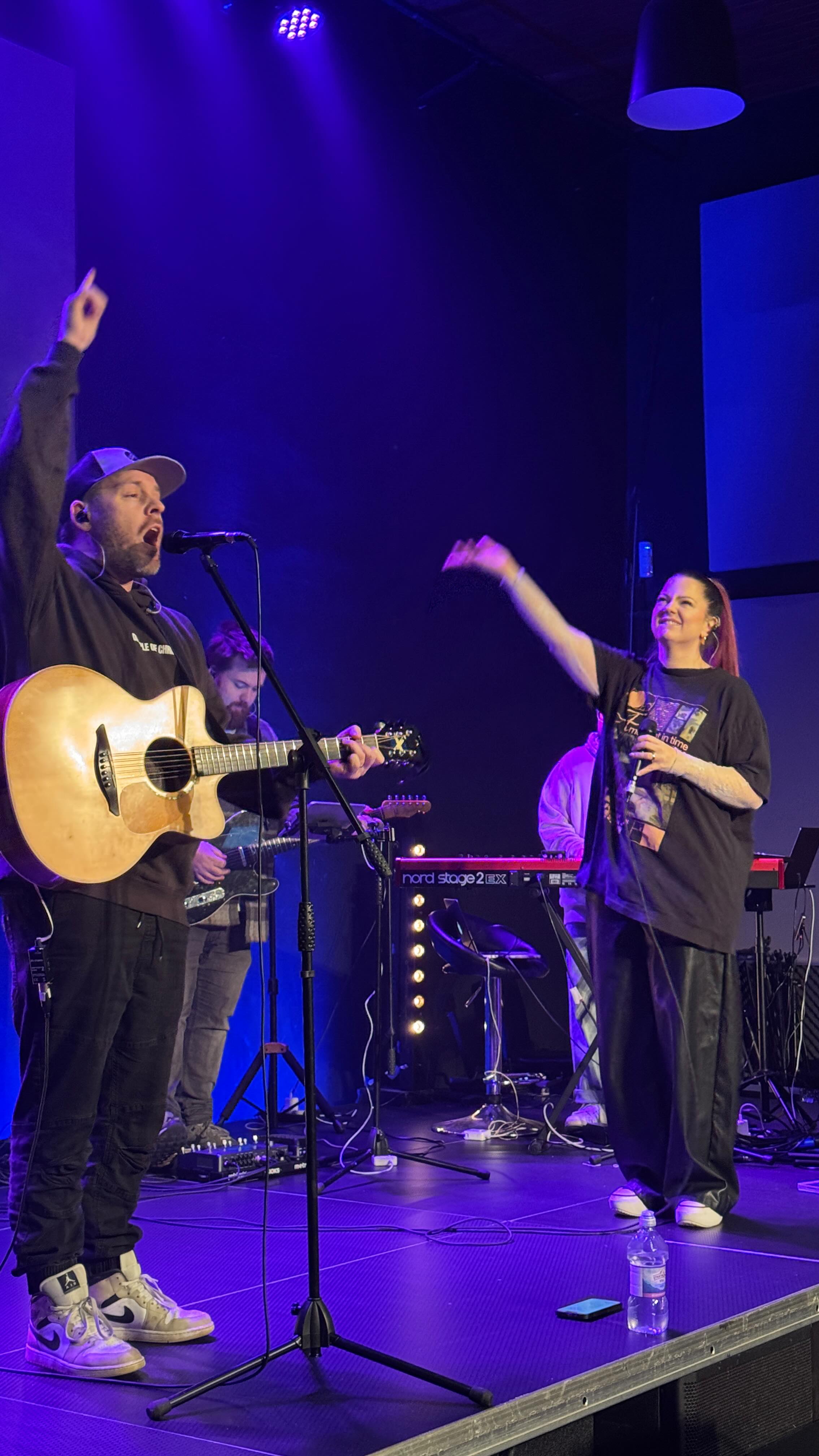 It’s Your breath in our lungs 🙌🏻✝️
We love you Jesus
#Upperroom #worship #jesus #homechurch #revival