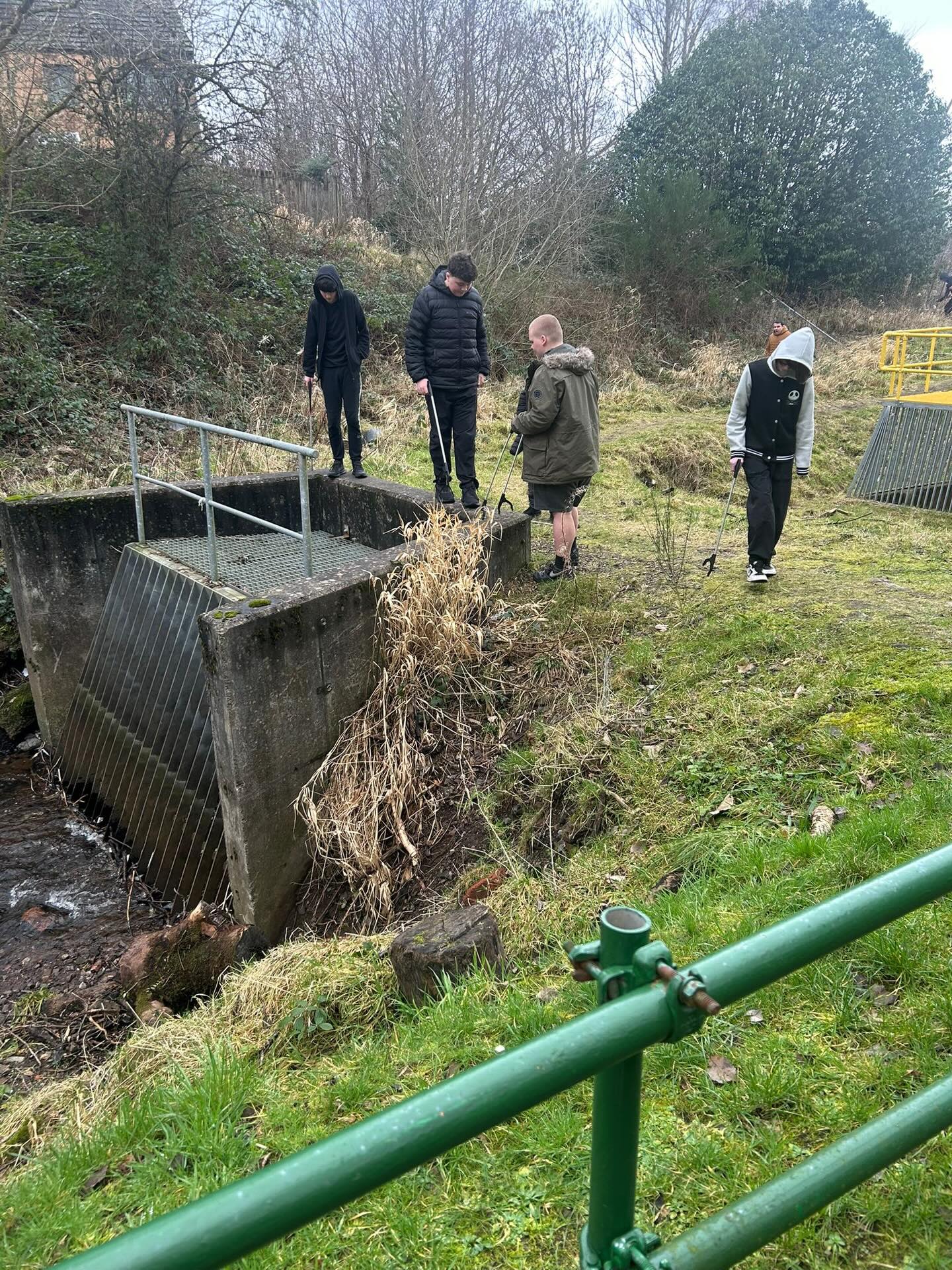 Today our young people went litter picking, helping to keep our local community clean #litterpicking #ecoschool #learningforsustainability #community #globalcitizens
