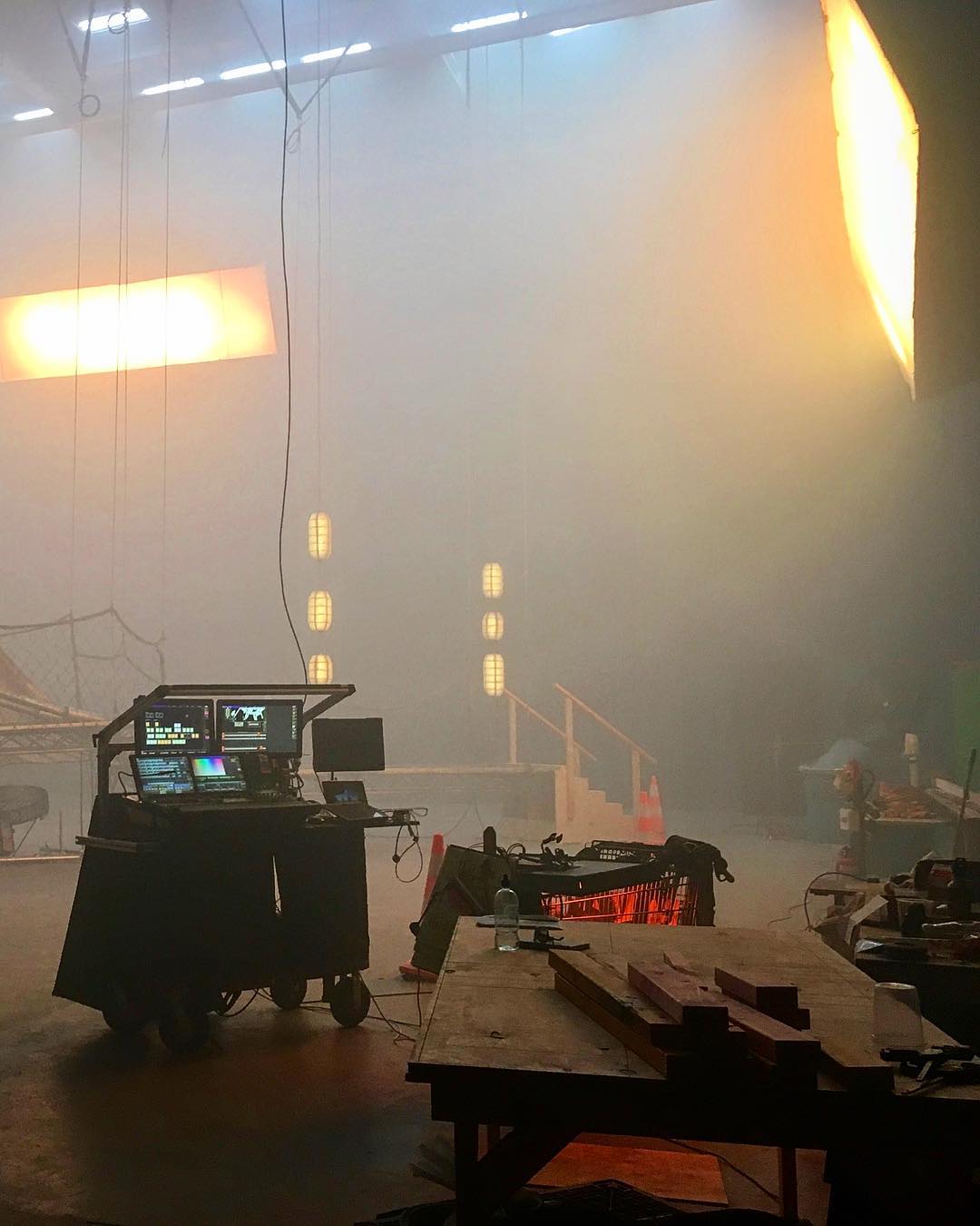Pre-light on an led practical lighting heavy, airship set for @mortalengines , using @ma_lighting_international MA2 light console with @kinoflolightingsystems image 85s overhead and @digitalsputnik DS6’s in softboxes.