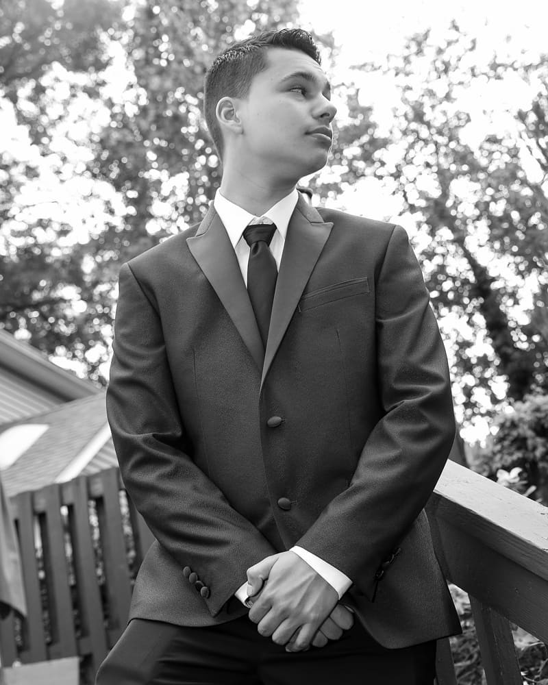 A gentleman and a scholar #focuzin #gentlemansclub #focuzinphotography #focuzinphotos #elizabethhighschool #prom #prom2018 #elizabethnj #njphotographer